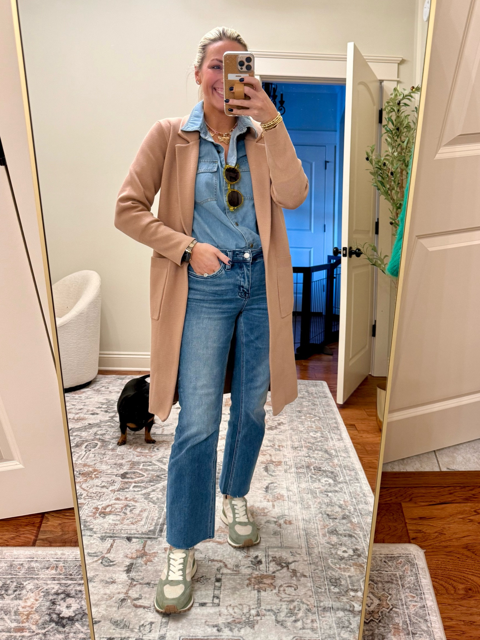 A little denim on denim moment 💙
Top and coatigan size small
Jeans- size 26 and I’m 5’3
Sneakers: Verónica beard

#LTKFindsUnder100 #LTKStyleTip #LTKFindsUnder50