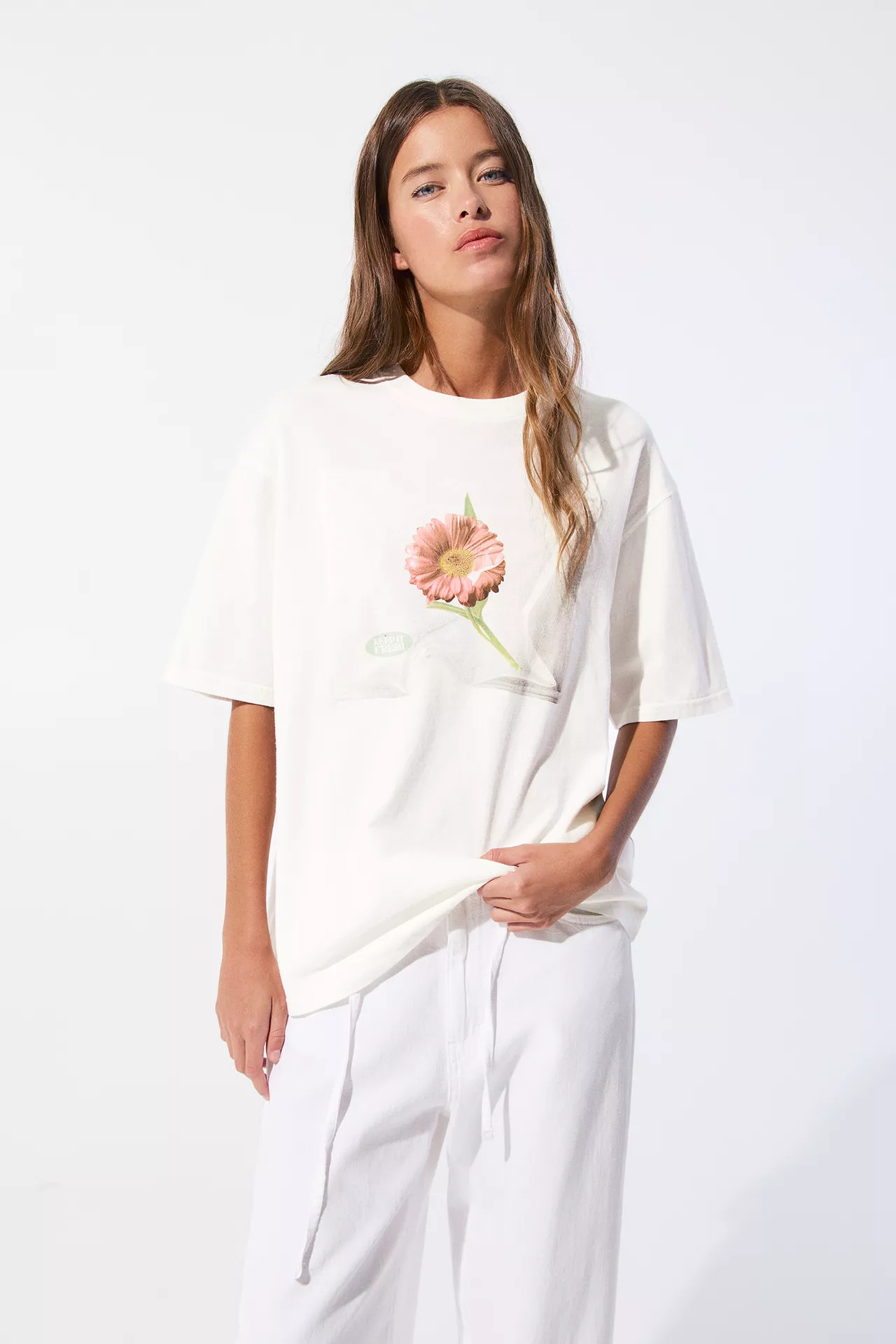 Shirt mit Blume | PULL and BEAR DE
