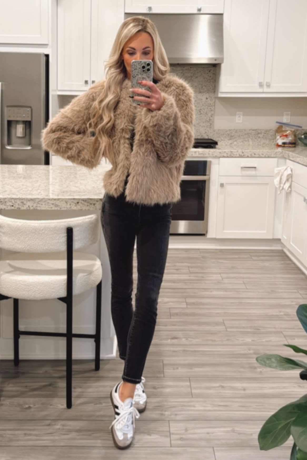Jeans, faux fur, and Adidas!

#LTKOver40 #LTKStyleTip