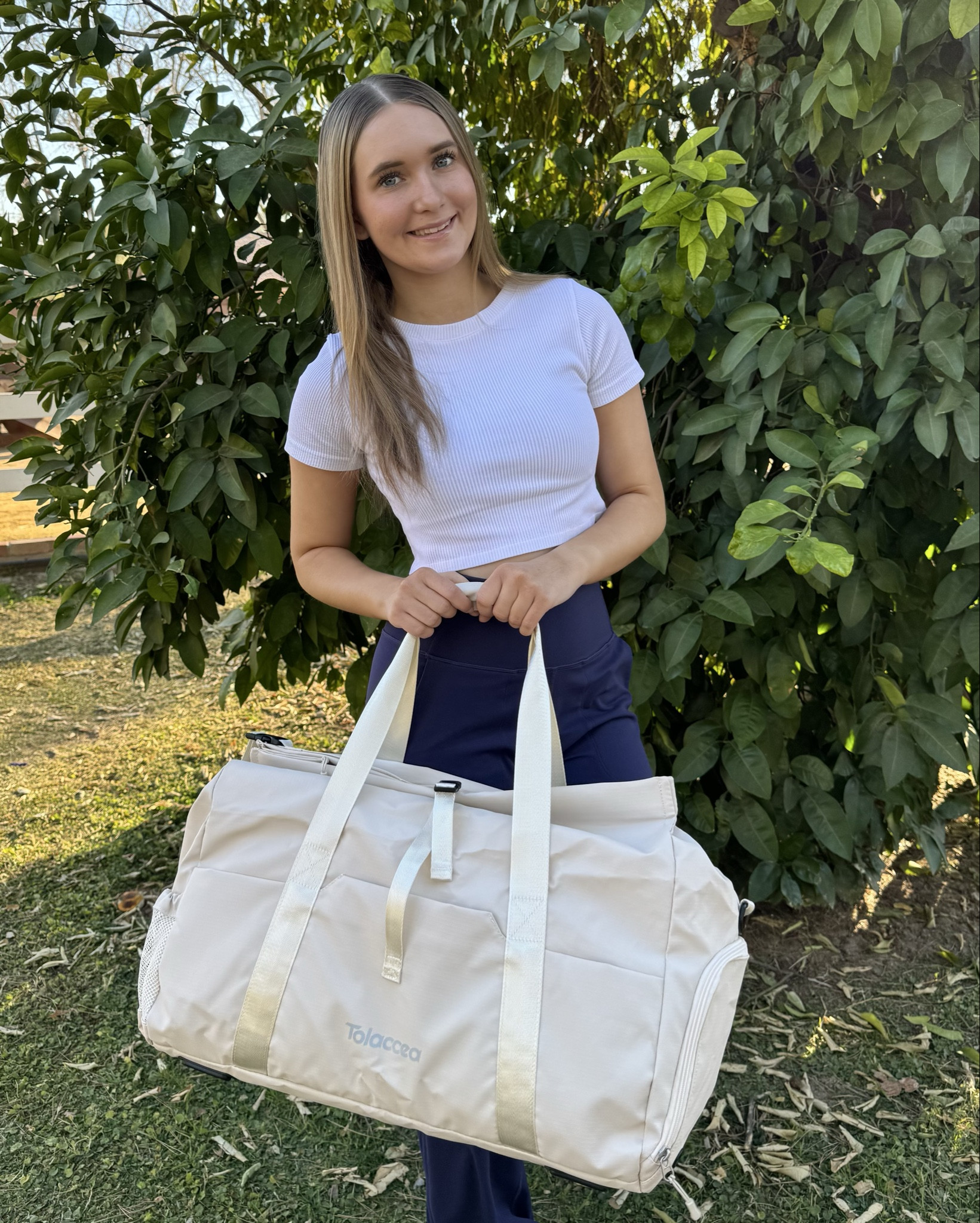 From gym days to weekend getaways 🖤✨ This women’s duffle bag is the ultimate grab-and-go essential. Spacious, lightweight, and cute enough to carry everywhere — fits all the workout must-haves and travel essentials. Functional but make it stylish 💼✈️#GymBag #DuffleBag #TravelEssentials #FitGirlStyle #OnTheGo #AthleisureLife #WorkoutReady #CarryOnStyle #EverydayEssentials #LTKStyle 

#LTKfitnessgoals #LTKSaleAlert #LTKActive