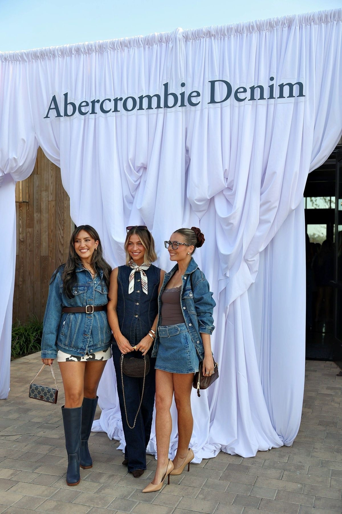 All Abercrombie denim!! 

#LTKPetite #LTKFallSale #LTKStyleTip