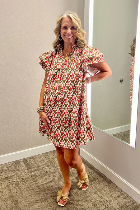 I love a dress you can wear multiple ways. Add sandals for a fun day look, add heels for a dressier look or pair with sneakers for running around. 
Wearing XS/4 

#LTKParties #LTKStyleTip #LTKOver40