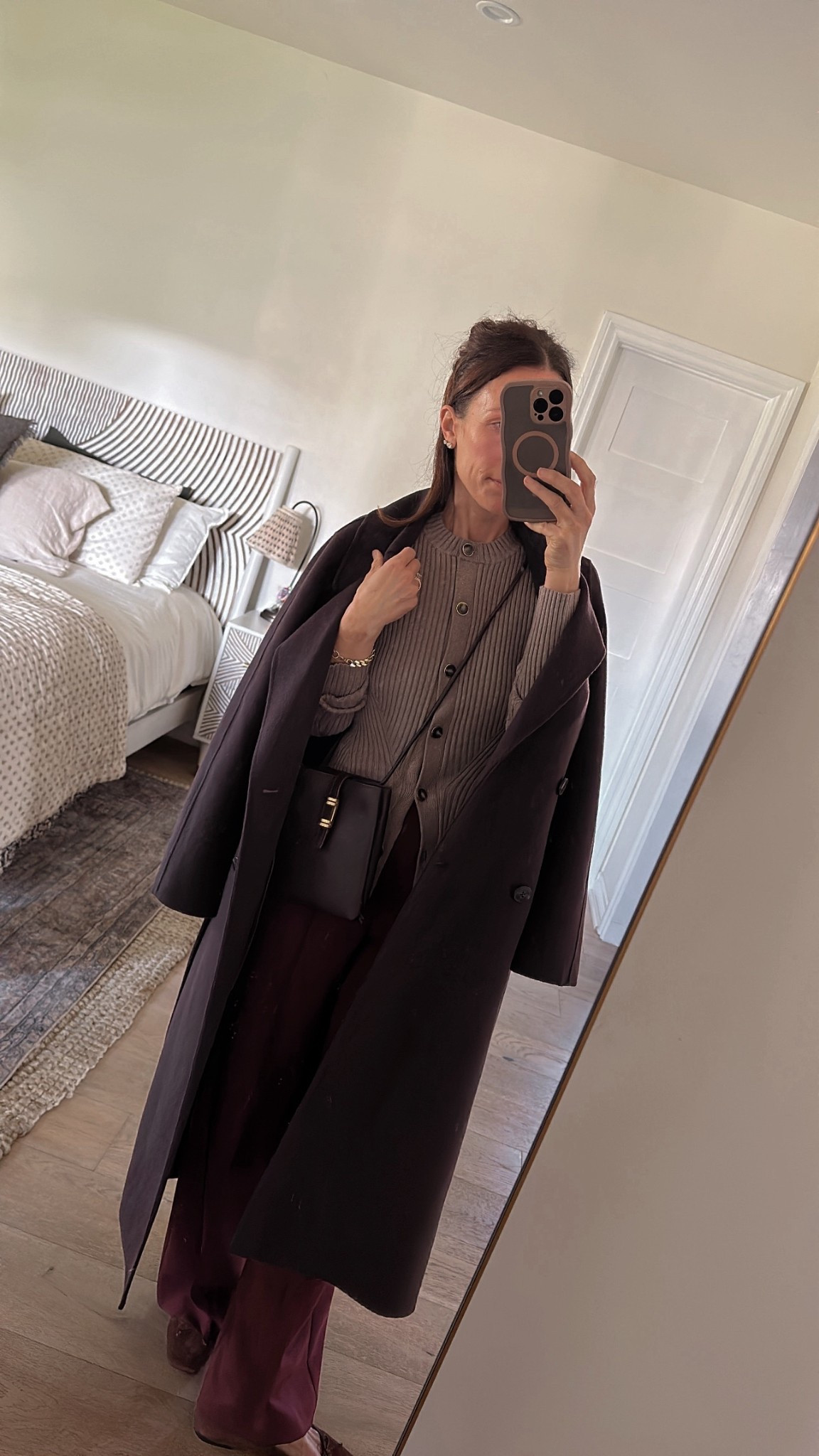 Love these beautiful winter hues from @reiss available @nordstrom. Ribbed cardigan is soft to the touch and can easily be dressed up for an evening on the town.. and this brown coat can effortlessly be paired with jeans for a casual daytime look. 
#NordstromPartner #ad