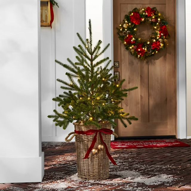 Member's Mark 48" Pre-Lit Topiary in Woven Basket | Sam's Club
