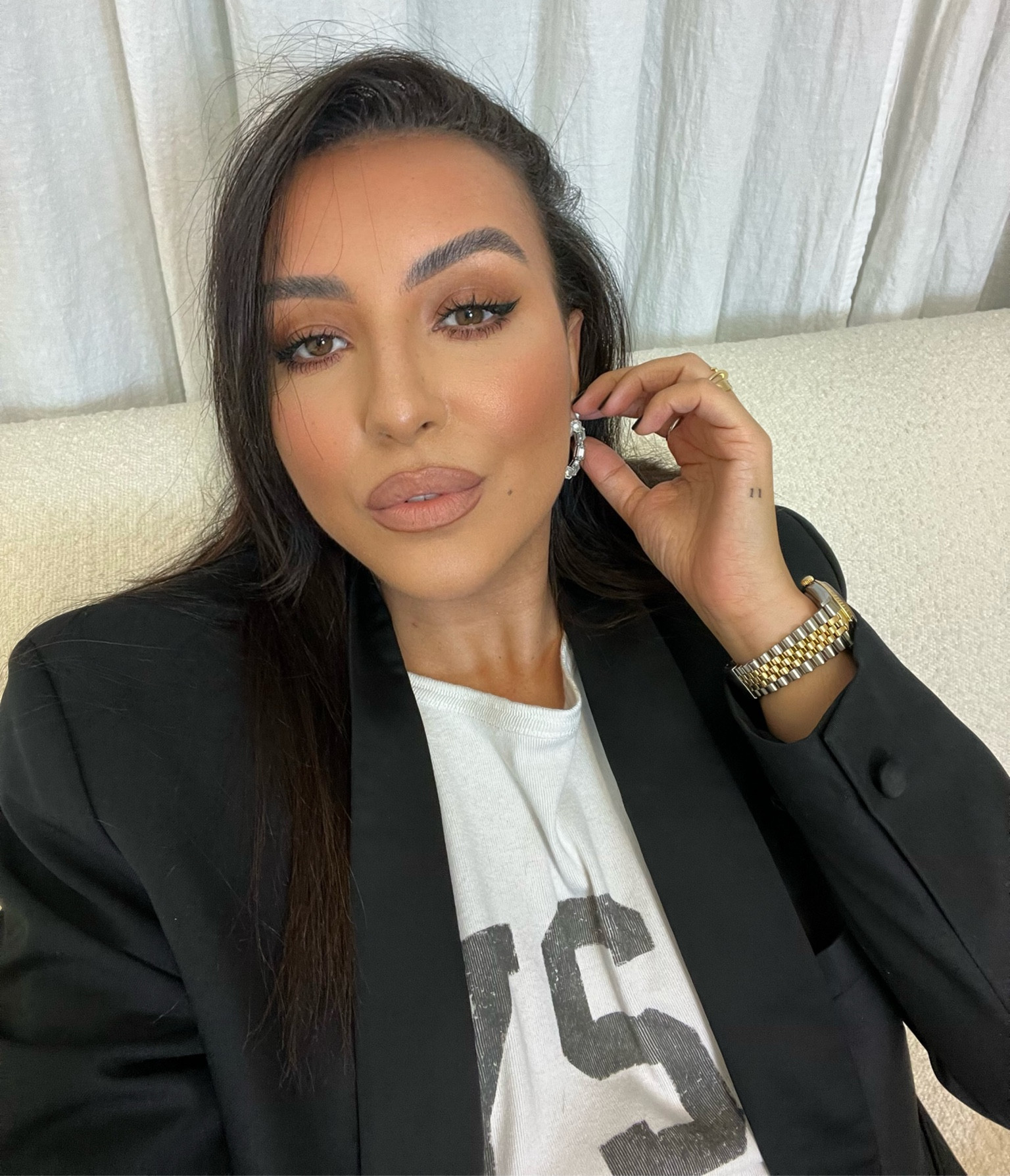 The products I use every day to achieve this glam. Most of these products have been in my makeup bag for years, tried and tested many times. I do switch things up every now and then but these are my go to! 

#LTKbeauty #LTKunder50 #LTKSeasonal