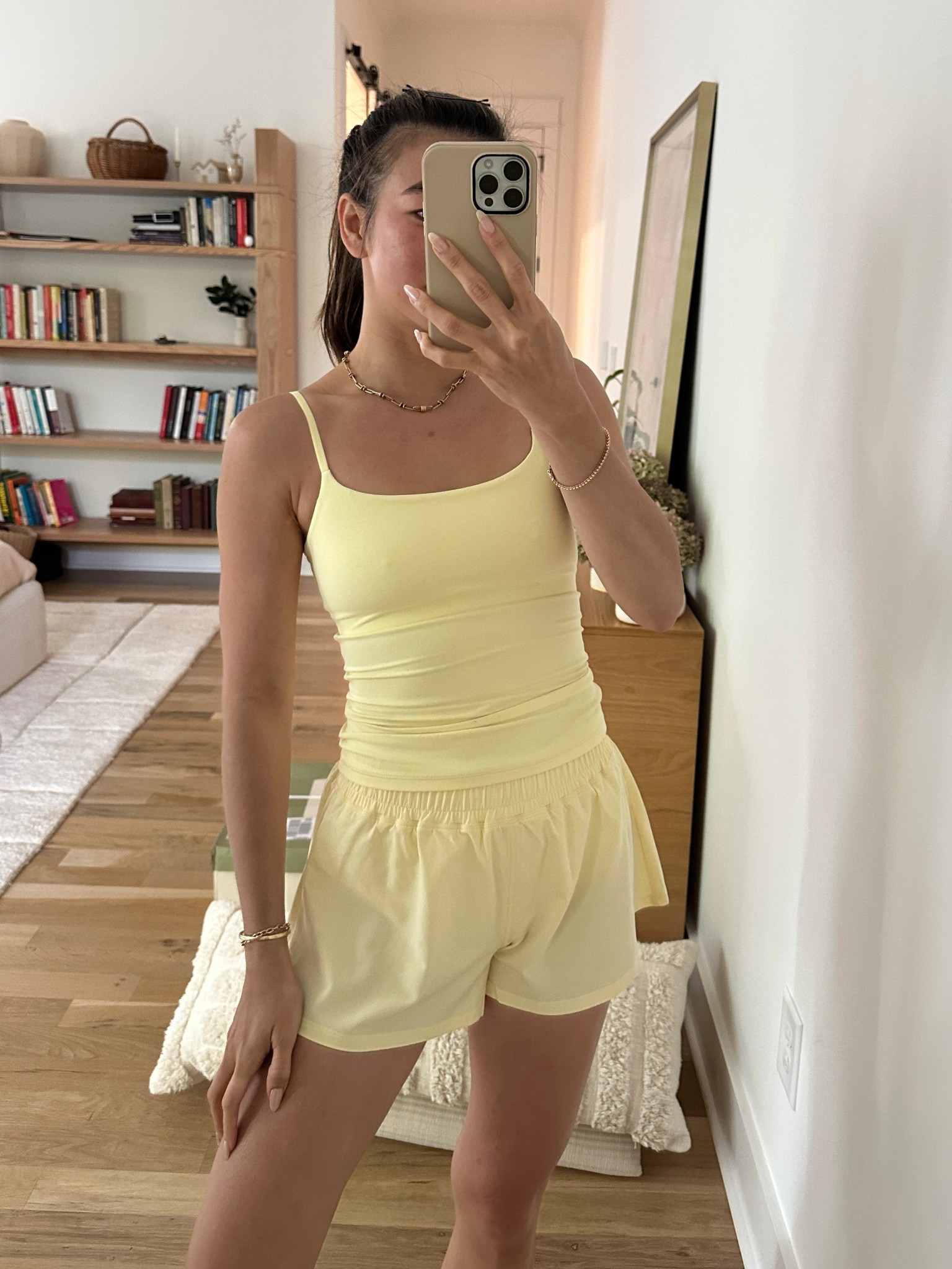 Butter yellow Running set for my 10 miles! Top XS, shorts size 0,

Yellow activewear, yellow running shorts, running gear 

#LTKActive #LTKPetite #LTKfitnessgoals