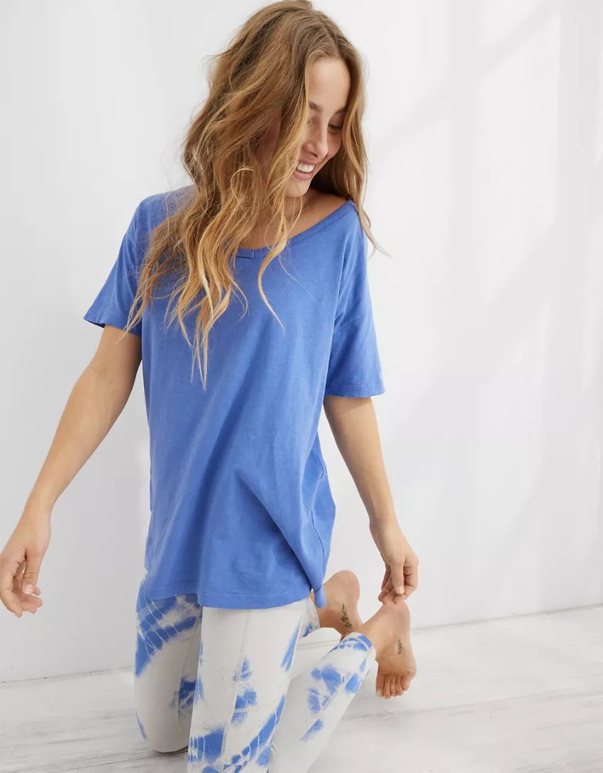 Aerie Distressed V Neck Oversized Boyfriend T-Shirt | American Eagle Outfitters (US & CA)