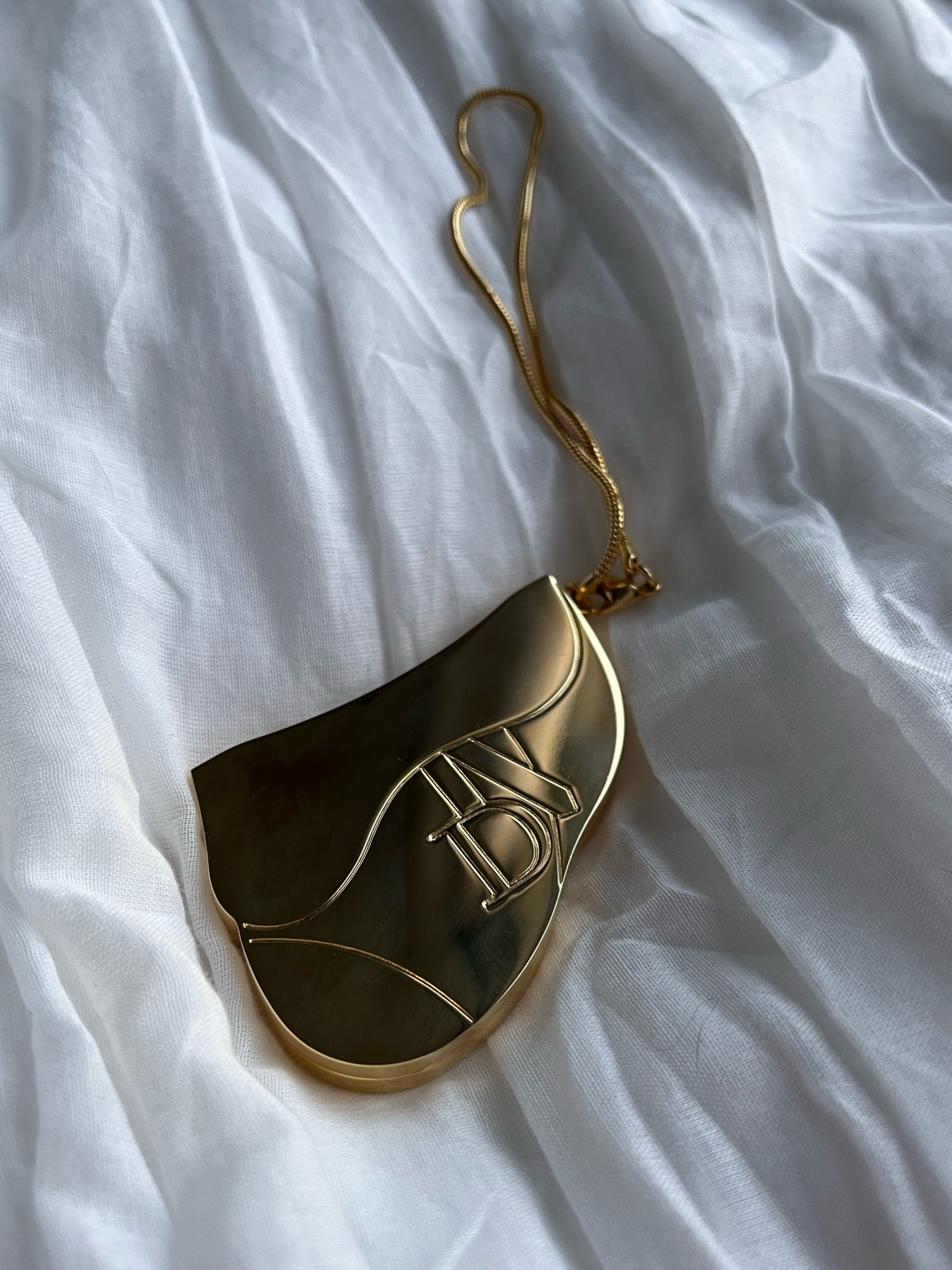 Dior makeup was so cute in the early 2000s! I love this compact shaped like a saddle bag. I linked this exact compact as well as some other fun ones!

#LTKfindsunder100 #LTKbeauty