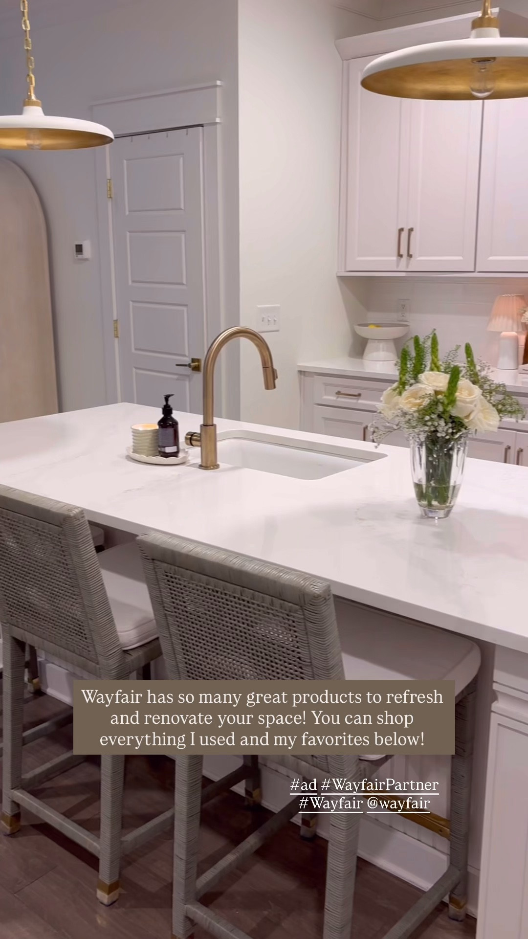 #ad If you’ve been wanting to refresh your space - this is your sign 🤍👏🏼 @wayfair has so many good finds to revamp your kitchen! I linked everything I used below! #wayfairpartner #wayfair