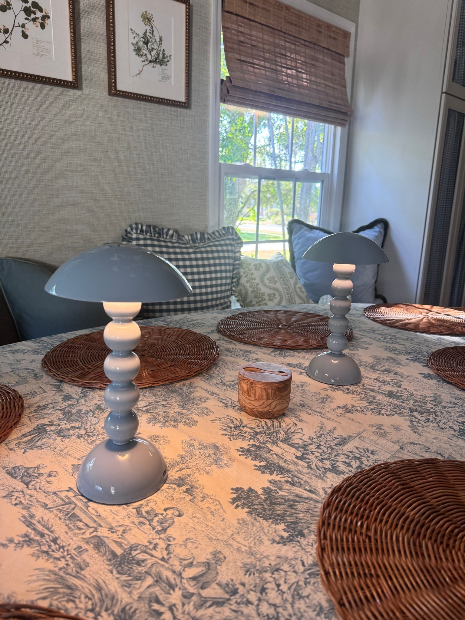 Love these Addison Ross lights 

#LTKHome #LTKOver40