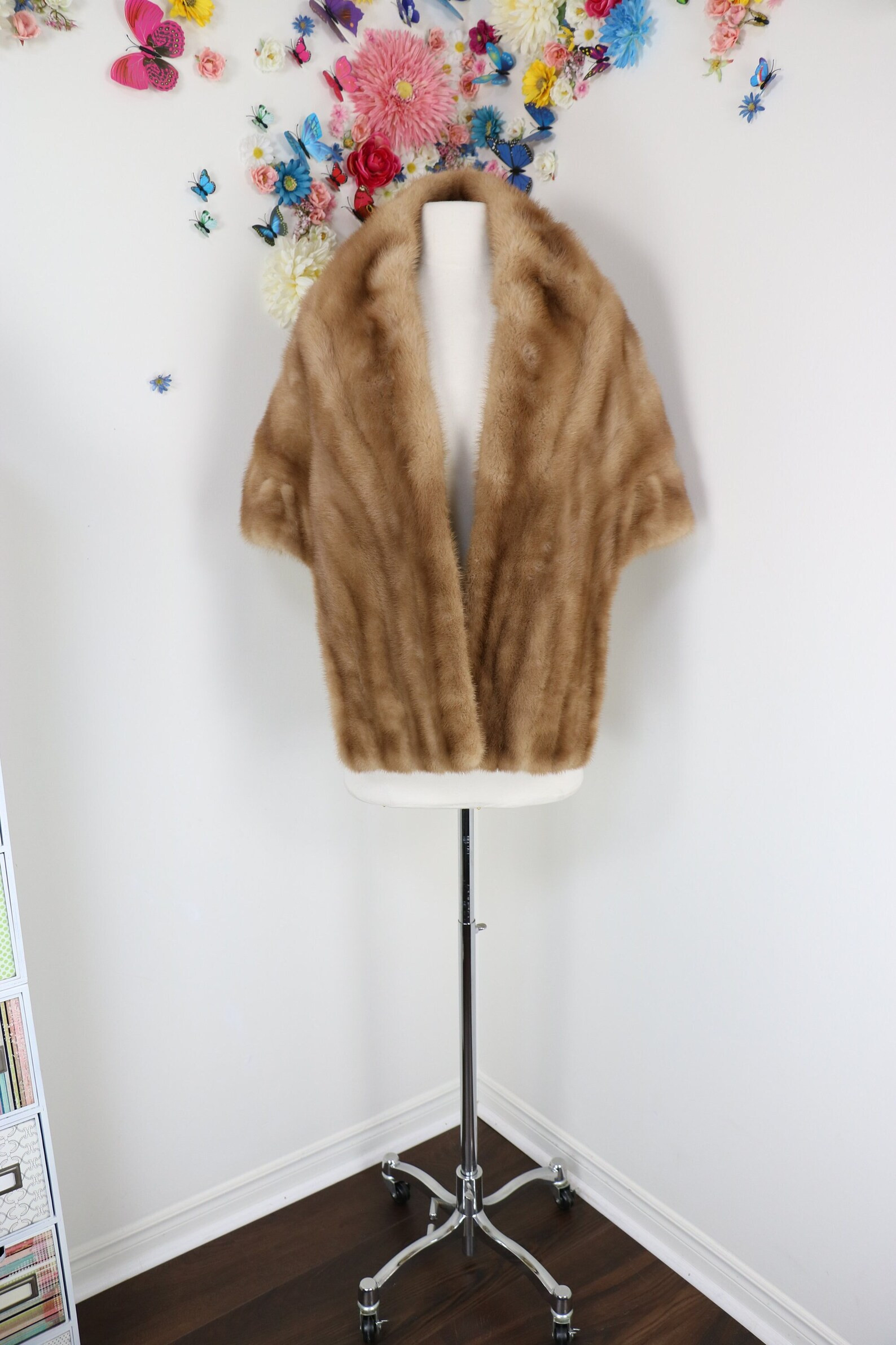 Mink Stole, Light Brown Fur Capelet With Pockets - Vintage Bridesmaids Fur Wrap Shrug Wedding Par... | Etsy (US)
