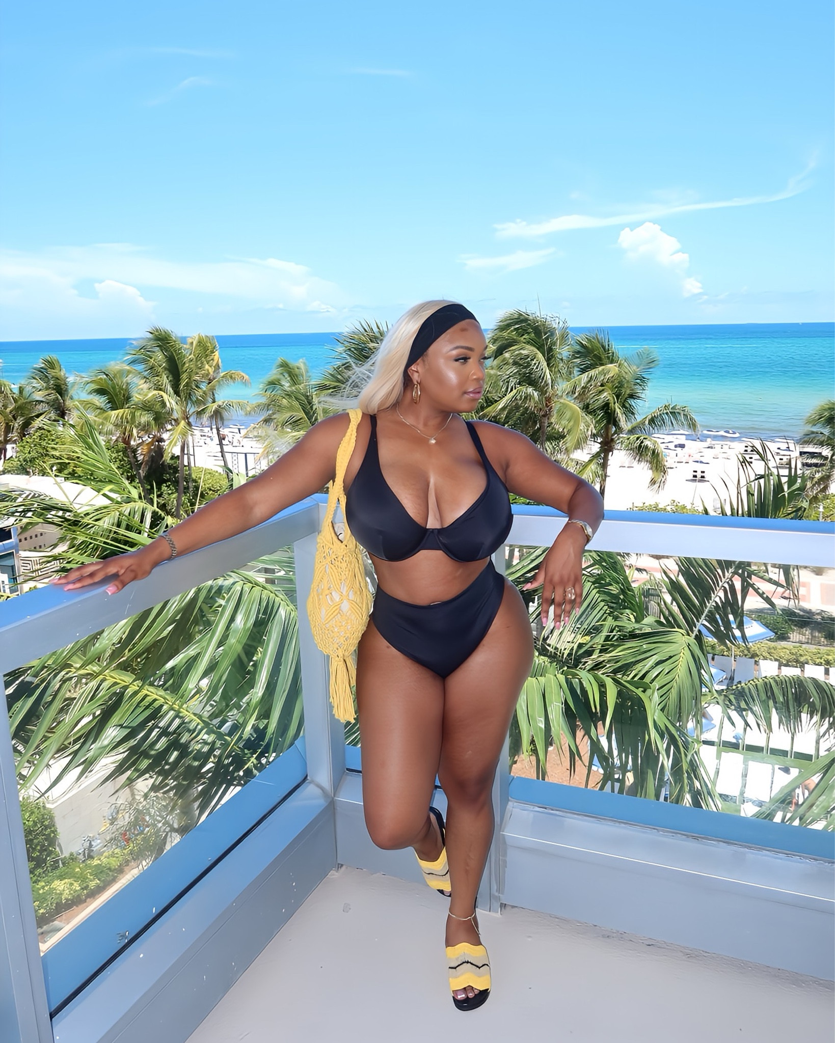 Thanks to Cuup Swim I can show up comfortable in my two piece because they cater to all chest sizes!! #swimsuit