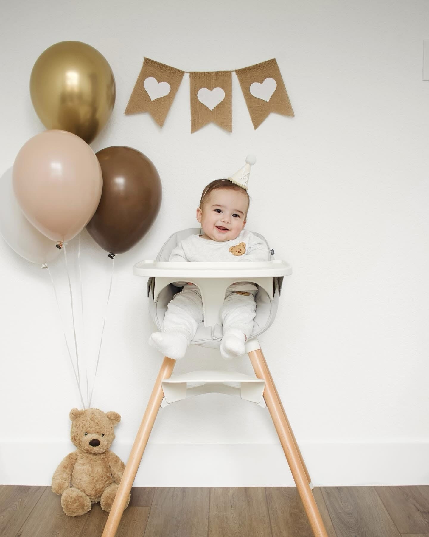 Neutral tones + sweet smiles for our 1/2 birthday baby 🧸🤎

#LTKParties #LTKFamily #LTKBaby