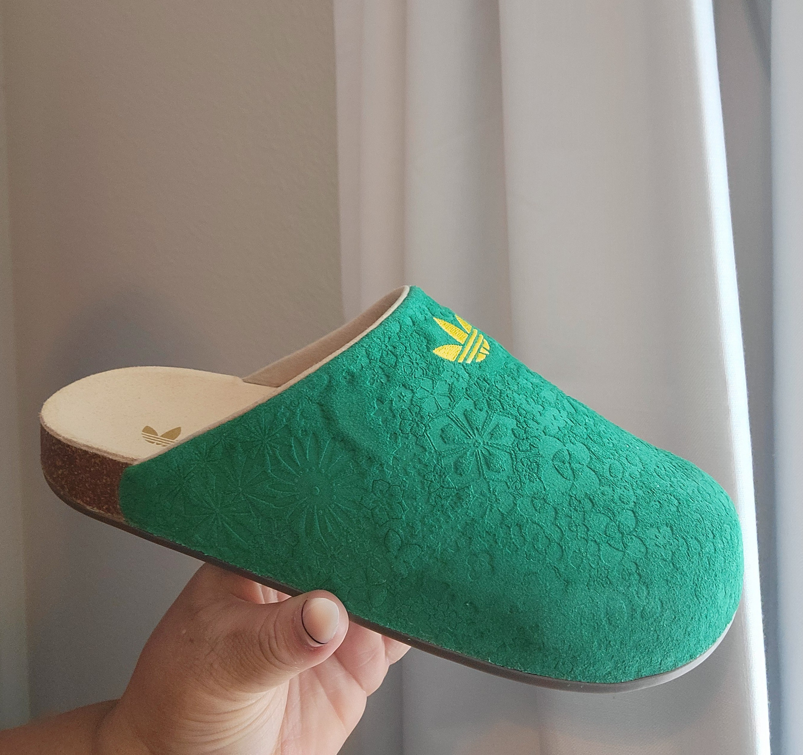 Adidas Adimule Runs large.

#LTKU