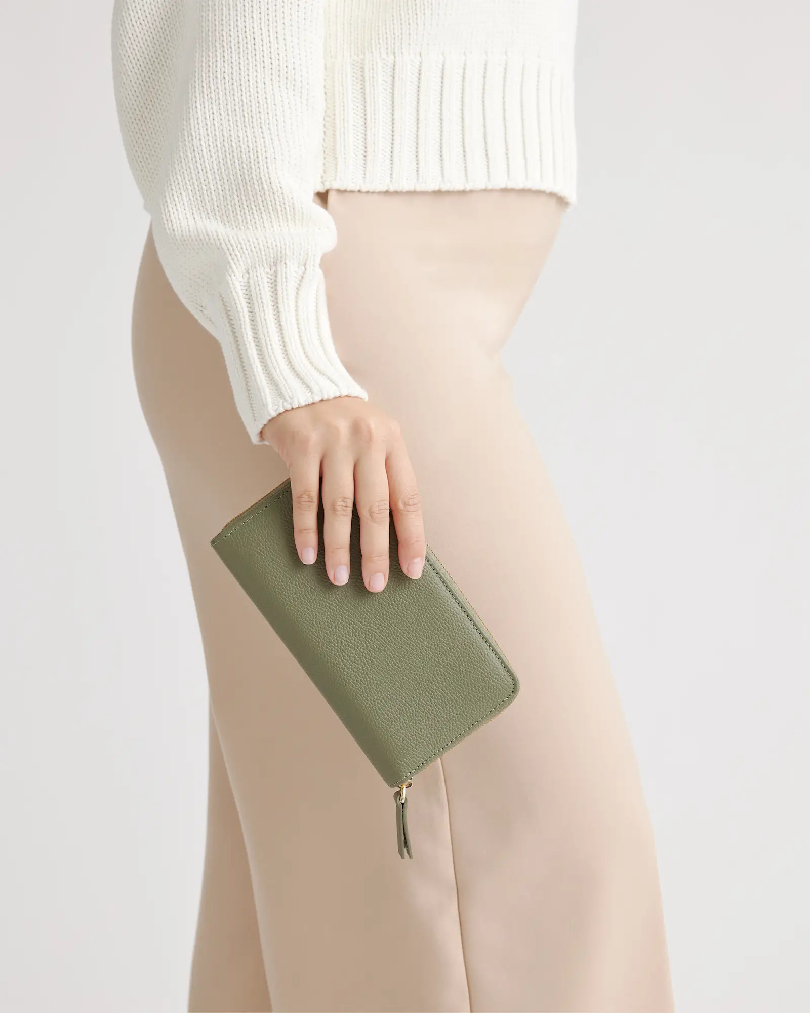 Italian Calfskin Continental Wallet | Quince