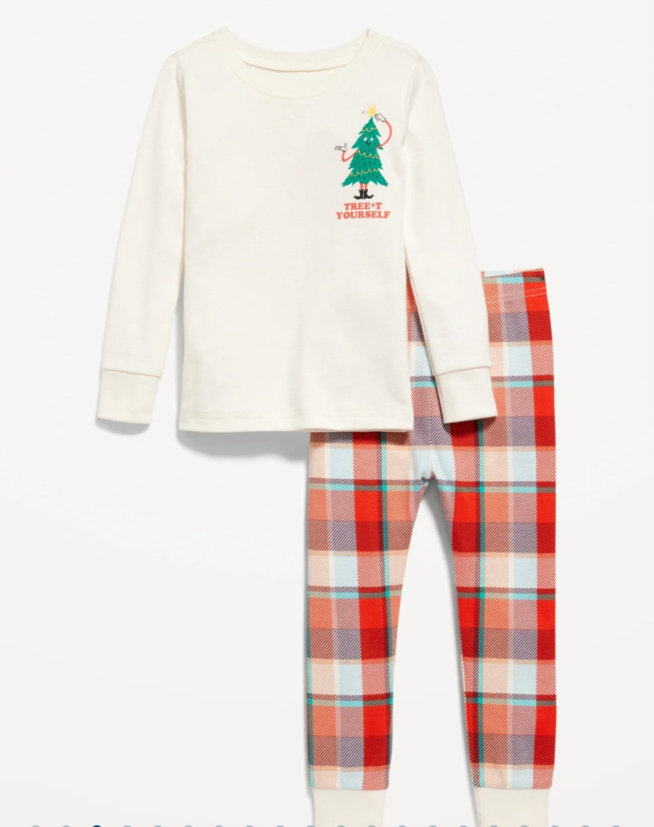 New holiday pjs for the fam 🎄

#LTKfamily #LTKHoliday #LTKkids