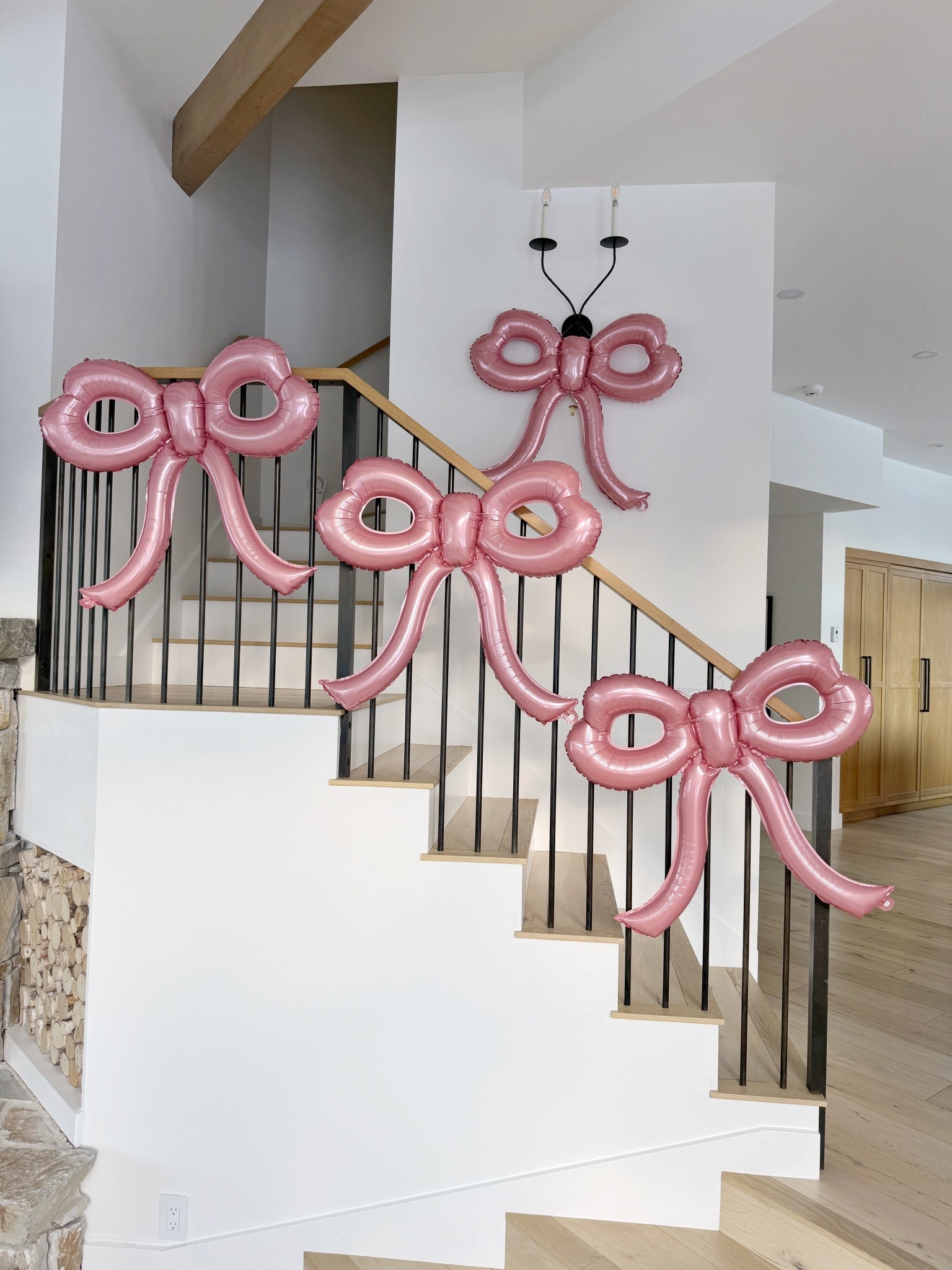 Balloon bows for a very girl galentines day party 🎀🎀🎀🎀

Valentines 
Home 
Birthday 

#LTKHome #LTKValentine