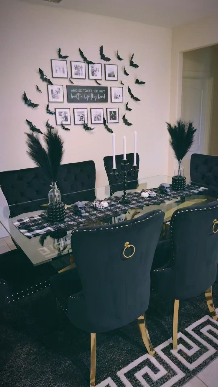 Halloween. Halloween decor 

#LTKHalloween #LTKHome #LTKSeasonal