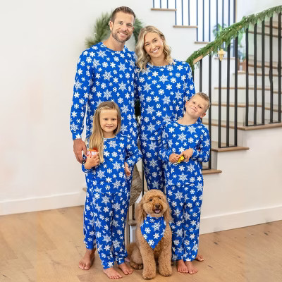 PATPAT Christmas Matching Family Pajamas Set Snowflake Print Blue PJS with Christmas Socks Blue | Target
