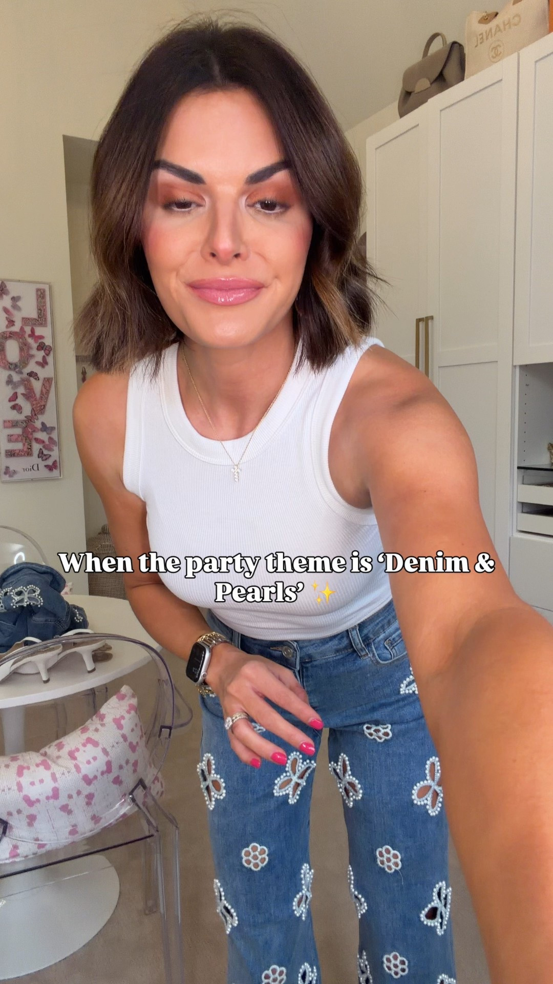 My outfit to a denim and pearls themed party! Obsessed with these pieces and they can be styled so many different ways 😍 wearing size small in the jacket and size 2 in the jeans (size up, they run small!) 