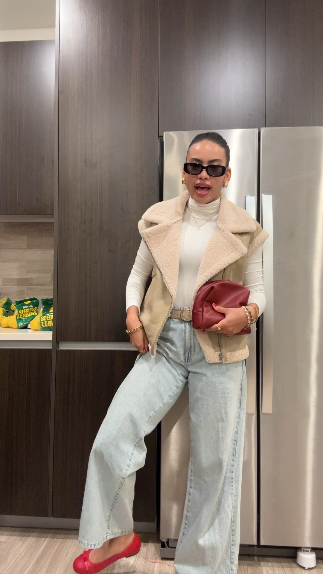 Perfect fall outfit for the colder weather!🤎🍁

Fall fashion , winter fashion , holiday party outfit , casual winter outfit , long sleeve top , jeans , jacket , flats

#LTKHoliday #LTKstyletip #LTKSeasonal