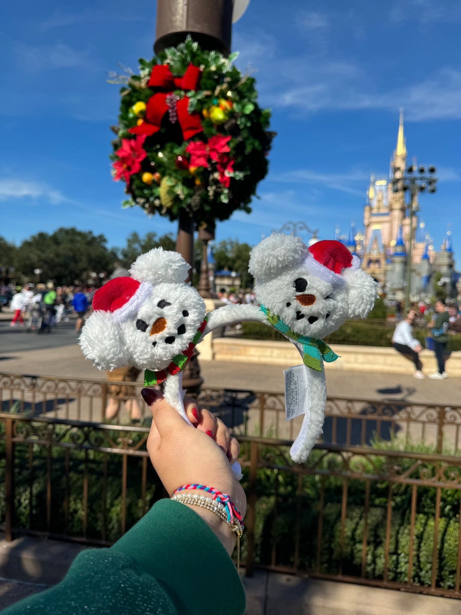 $10 snowman ears! 

#LTKHoliday #LTKSaleAlert #LTKGiftGuide