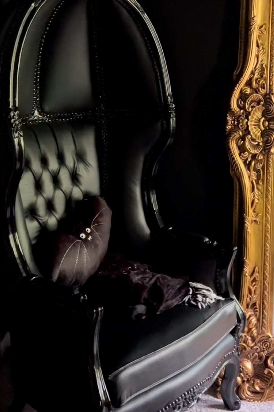 Bat pillow 🦇

#LTKSeasonal #LTKunder100 #LTKFind