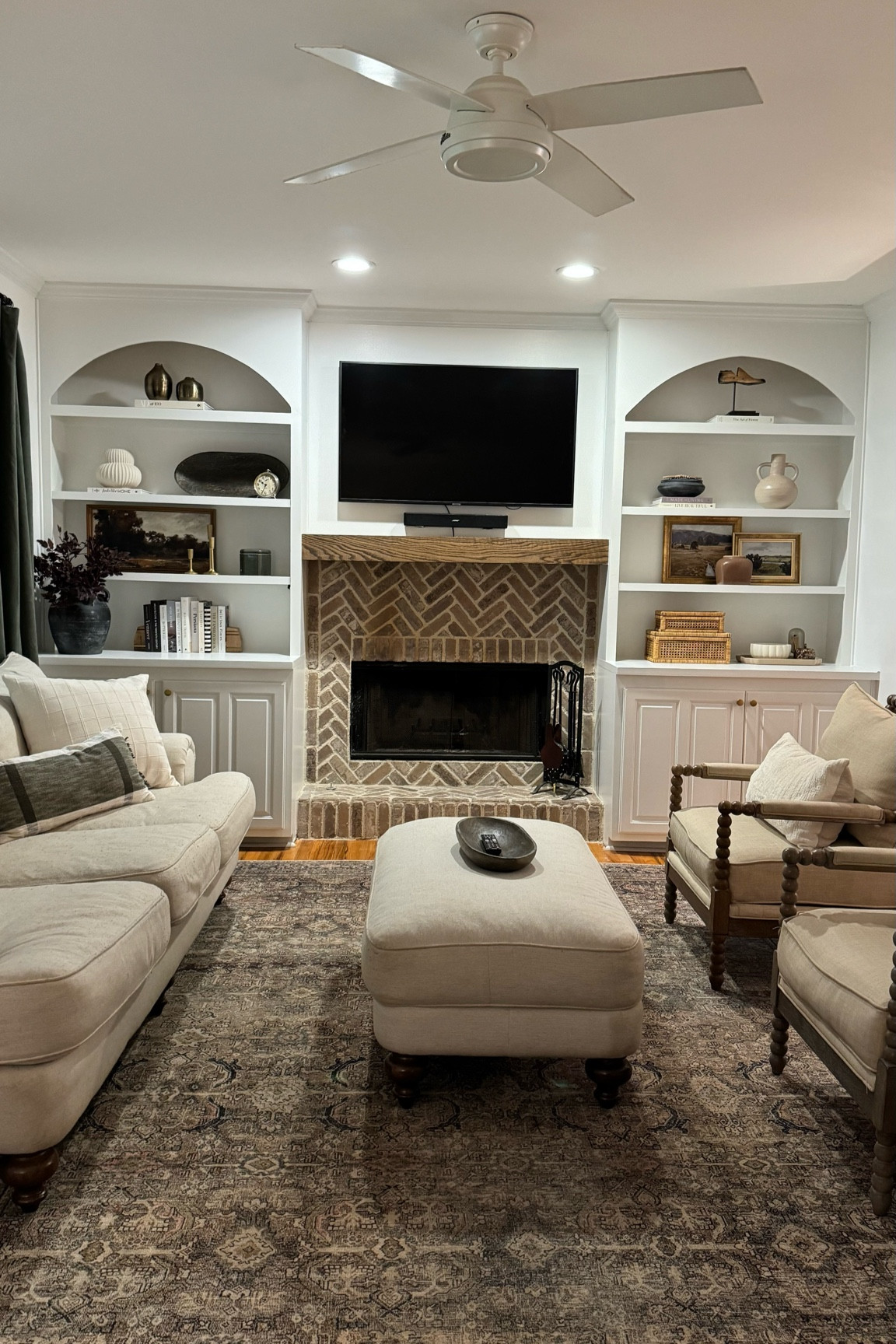 styling shelves is not for the faint of heart but wow I love these very fall ❤️

#LTKSeasonal #LTKHome