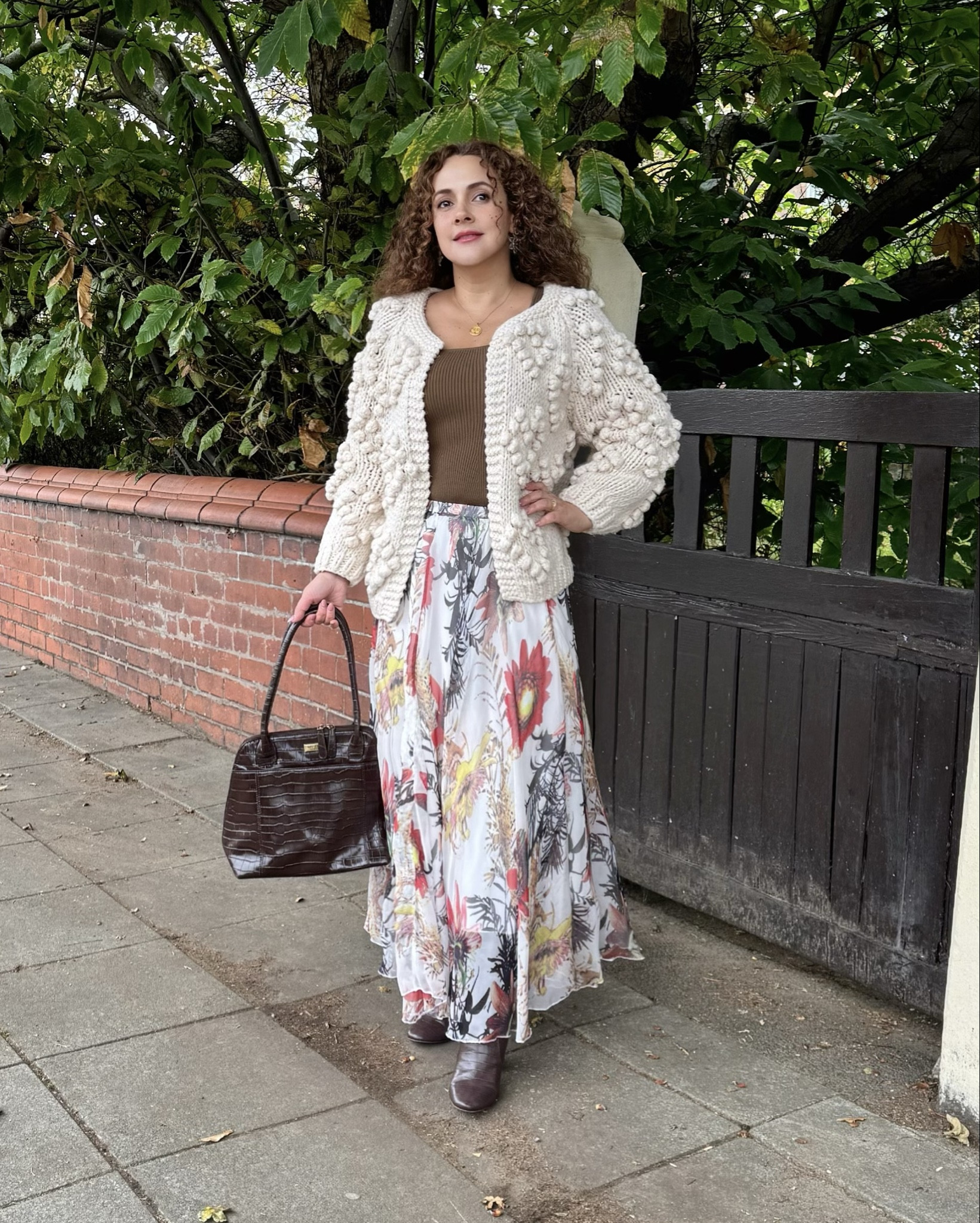 A warm autumn look 🥰🤎🤍🍁
 
🏷
#femininestyle #elegantfashion #classicfashion#elevateyourstyle #ukfashionblogger#outfitinspo #fashioninspiration#styleinspo #stylingtips #fashiondiary#oldmoneystyle #oldmoneyfashion#oldhollywoodglamour #AutumnVibes#autumnoutfit #autumnfashion#autumnoutfitideas #FallOutfits#StyleTransition#vintagevibes #modernprincess #parisianvibes#dreamyaesthetic #flossybyfreddy #ChicStyle#FallFashion #OOTD #oldmoneyoutfits

#LTKeurope #LTKautumn #LTKuk