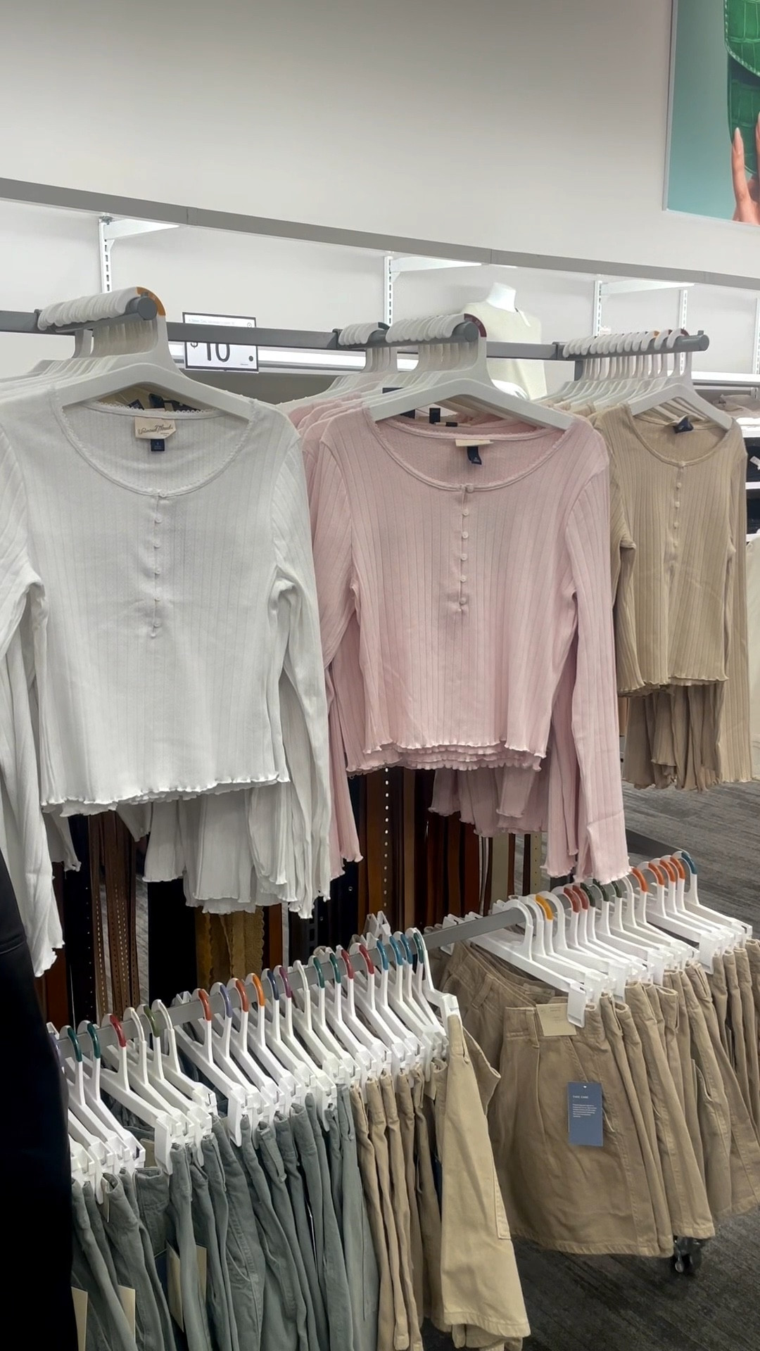 A long sleeve that brings the girlie vibes 

#LTKValentine #LTKdayinmylife #LTKSeasonal