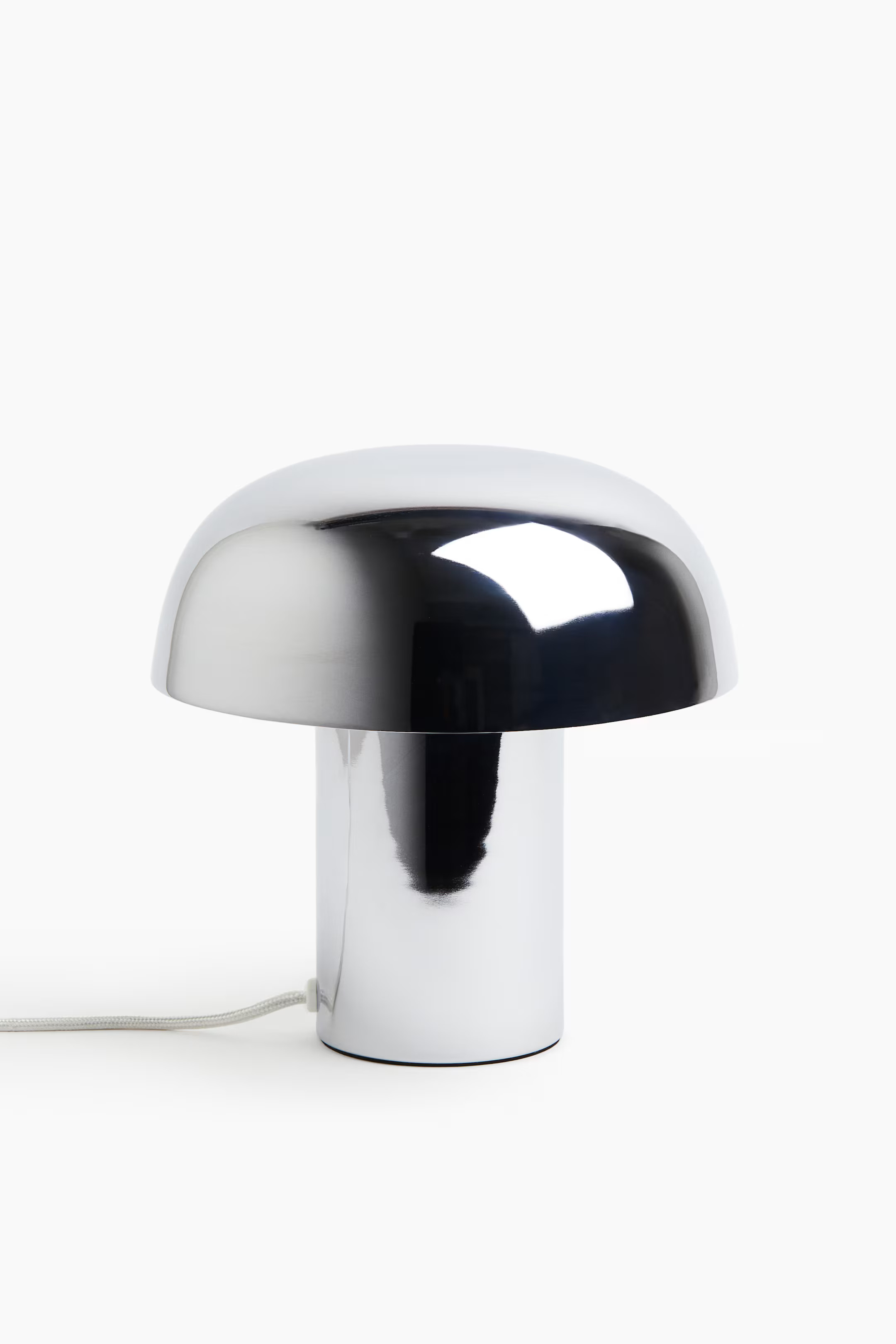 Lampe de table en métal | H&M (FR, IT, ES, PT, BE)