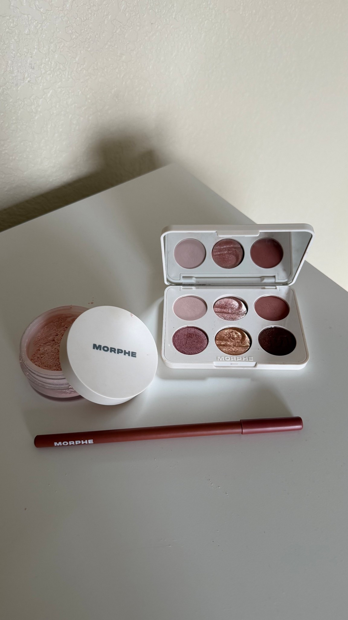 #ad All my favorite @morpheofficial products are now available at @target!! Everything I used for this coppery glam is linked below and I’ve also listed out shades. Whether you are looking for products for natural, everyday glam or bold, creative artistry, Morphe has something for everyone that is high-quality and affordable. I can’t recommend their products enough!
+ Continuous Setting Mist
+ Bake and Set Setting Powder (Brightening Pink)
+ Cheek Thrills (Beach Bonfire)
+ ChromaPlus Eyeshadow Palette (Outer Spice)
+ Signature Lip Pencil (Whipped)
#MorphePartner #MorpheTarget #Morphe #TargetPartner #target @LTK #liketkit 