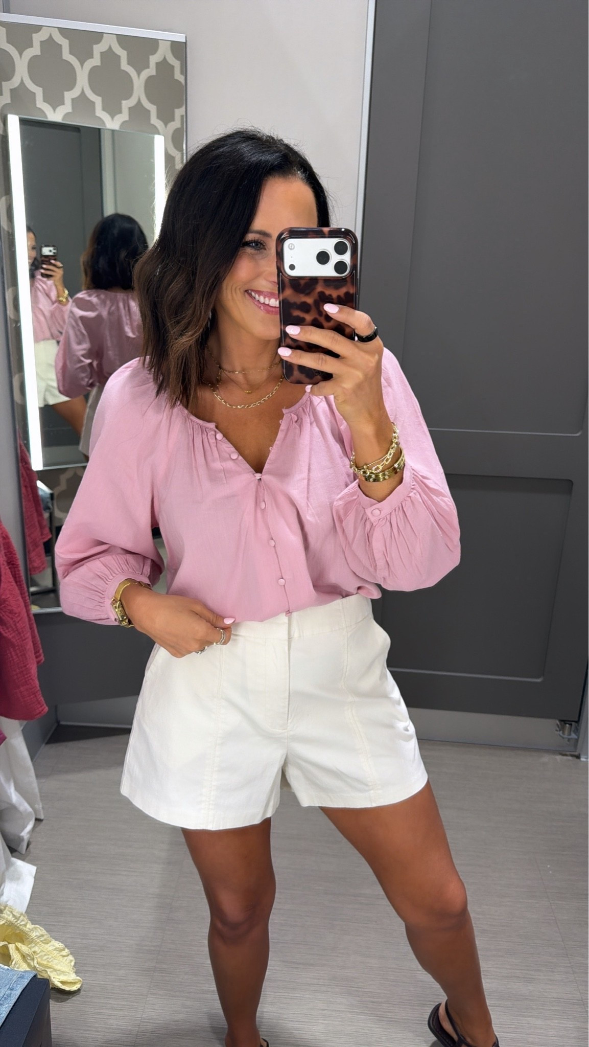 okay this target blouse?? obsessed 😍
@Target 
dresses up jeans or shorts instantly
#targetstyle #ltkfinds #casualchic #springlooks #budgetfriendly