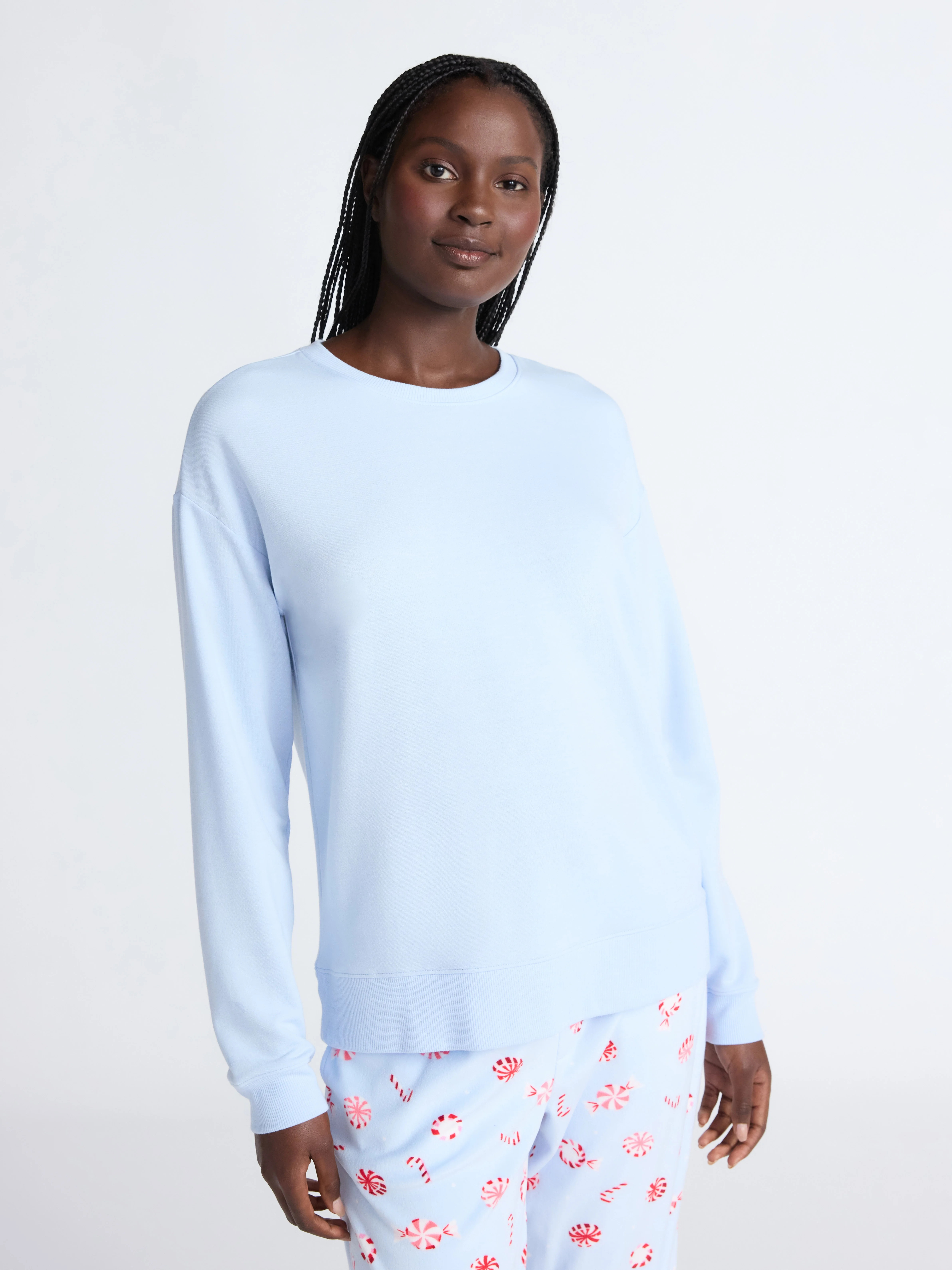 Joyspun Women's Fleece Drop Shoulder Sleep Top with Long Sleeves, Sizes XS-3X | Walmart (US)