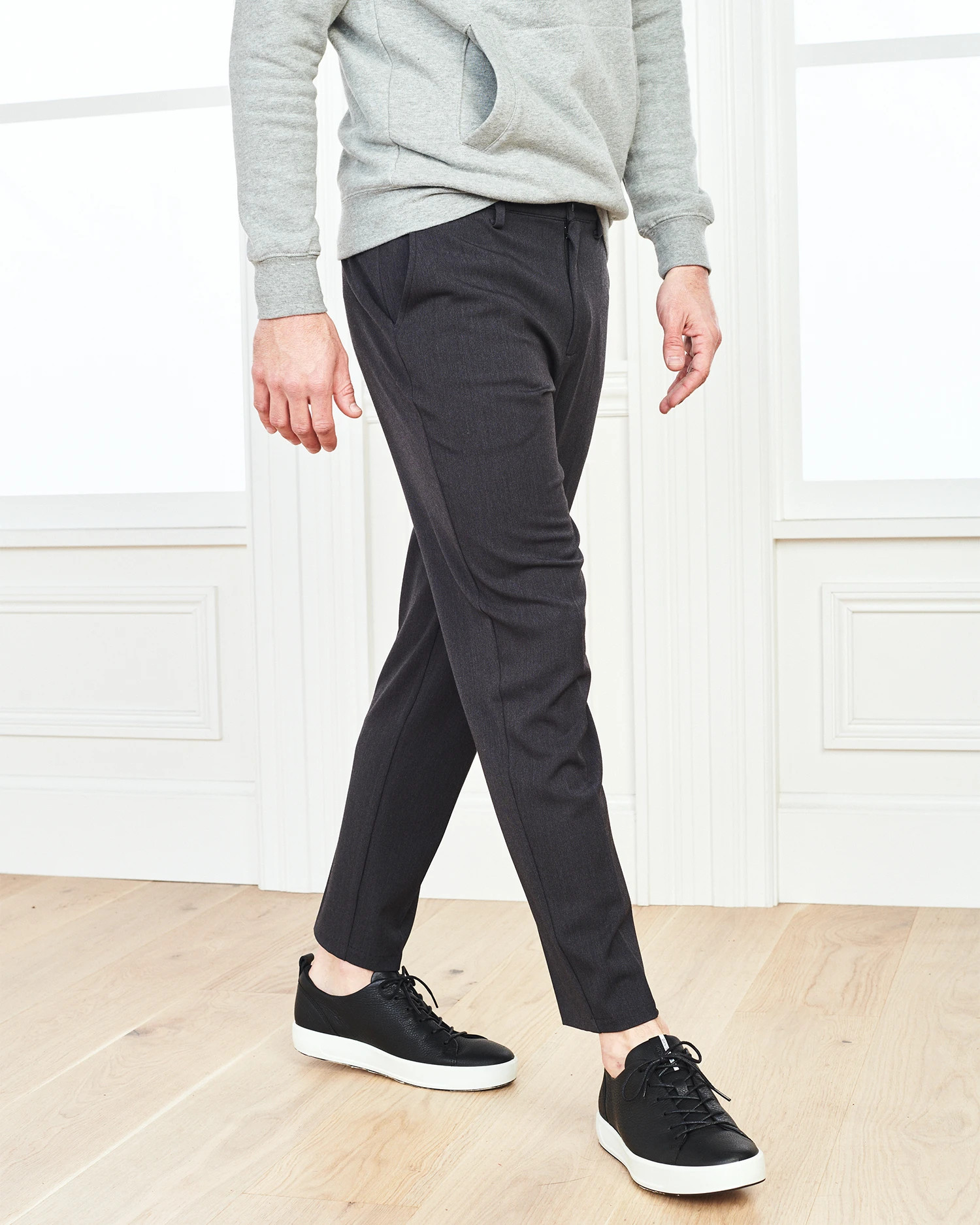 Quince | Men's Ultra-Stretch 24/7 Smart Chino in Black, Size 38X30, 100% Polyester | Quince