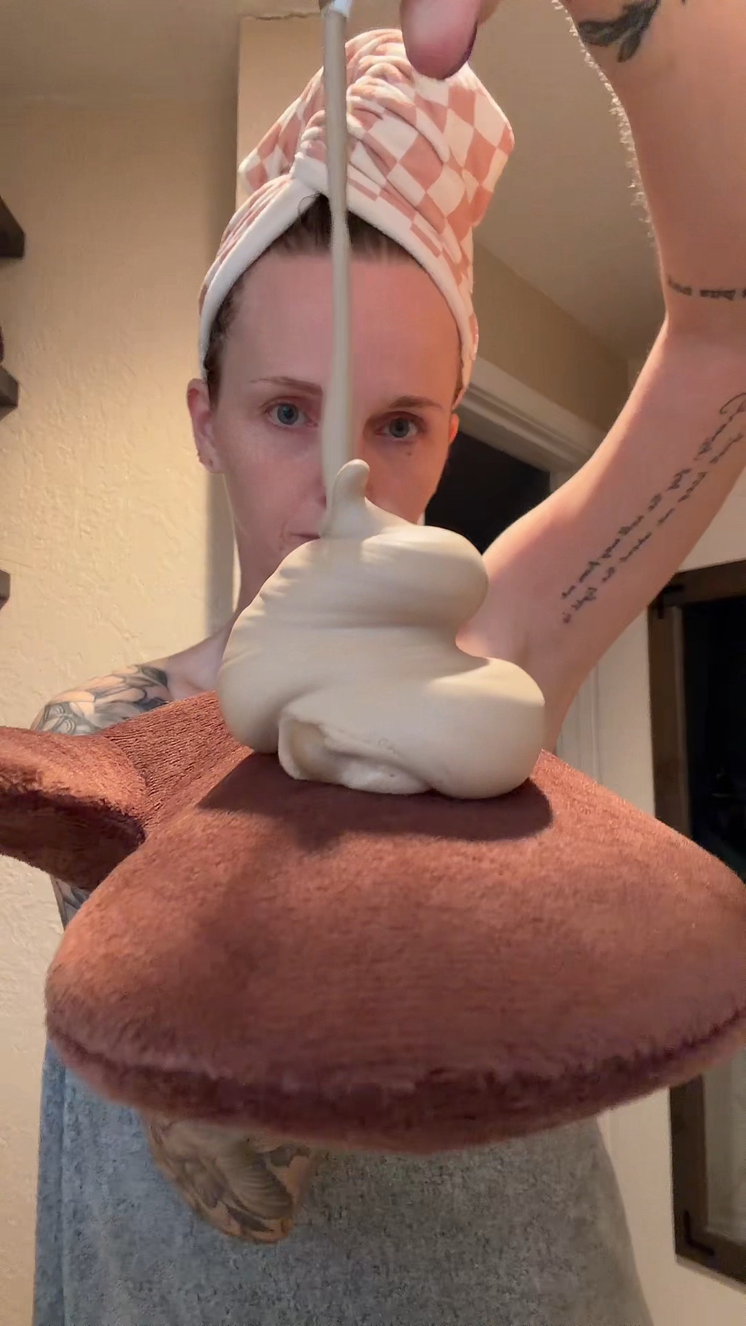 The easiest tan I’ve ever gotten! #TanningMouse #SelfTan #TanningSpray ￼

#LTKSaleAlert #LTKSeasonal #LTKBeauty