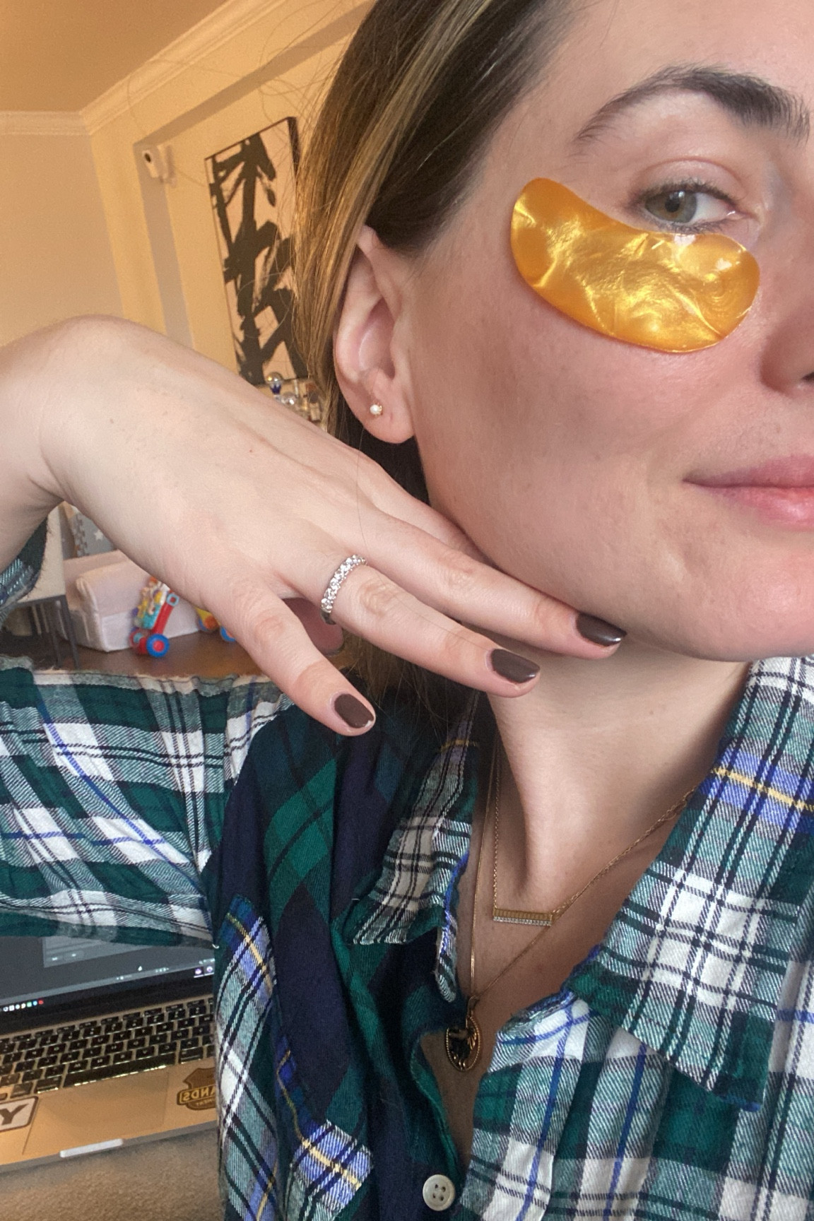 Getting ready for the day and these under eye patches are saving me. I like them because they dry up as your skin absorbs the moisture from them so you know when they’re done.  The best at de puffing and brightening the under eye. 

Beauty tip, beauty over 30, skincare, mom grwm 

#LTKgrwm #LTKmomlife #LTKSaleAlert