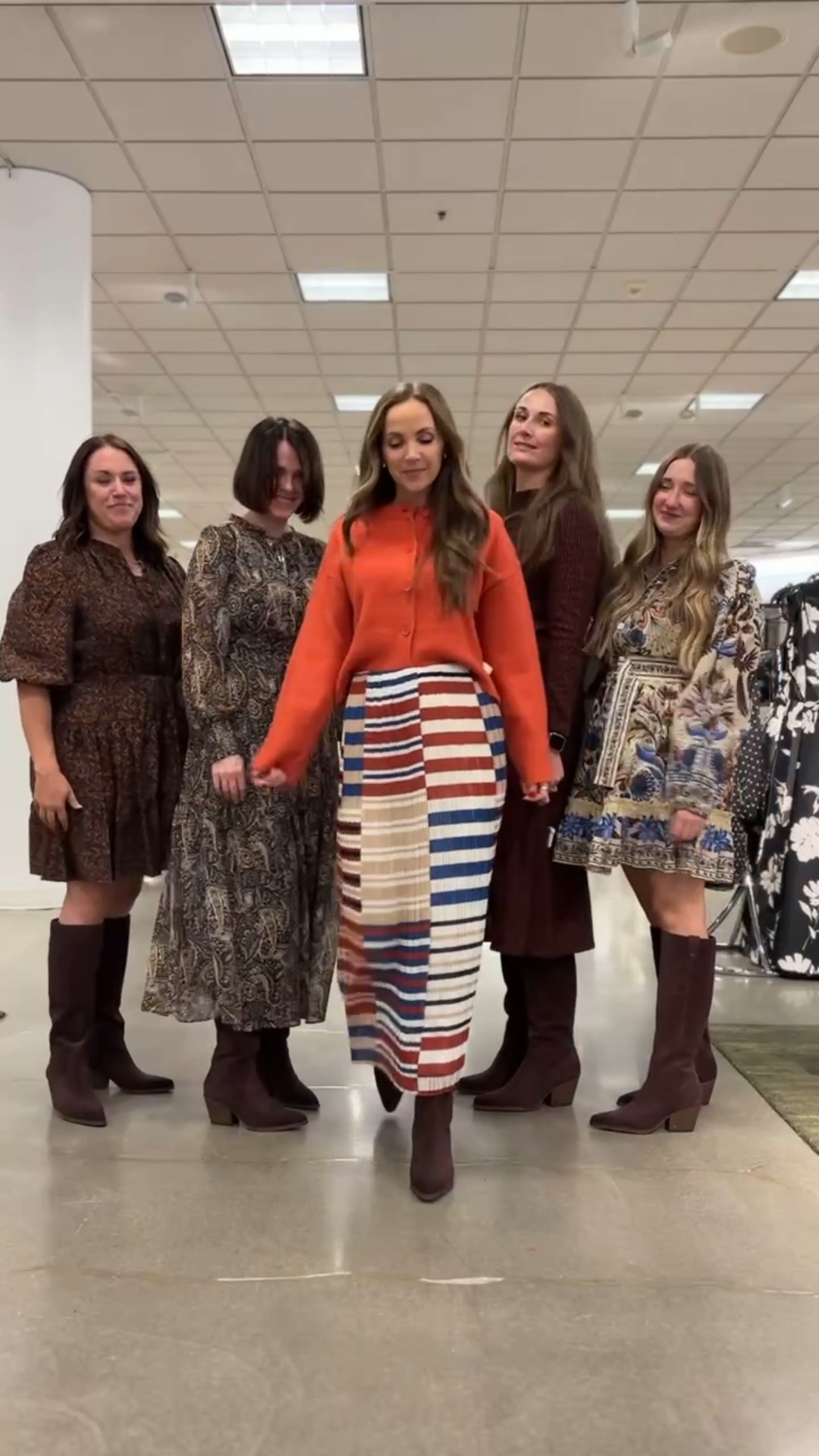 These Sam Edelman boots are 🔥 and $100 OFF during the @Nordstrom Anniversary Sale! A  fall staple you’ll wear on repeat  🍂🖤

#NordstromPartner