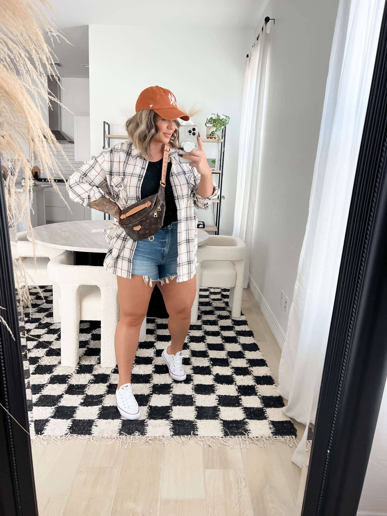 Shorts 32/14 
Flannel 2x size up - code SHAYNA20 to save on pink lily 
Tank L 
#midsize #fallfashion #flannel #amazon #hat #yankeeshat 