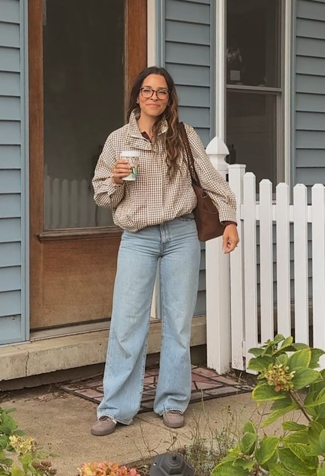 Fall checked jacket, Levi denim, Quince tote bag:)

#LTKdayinmylife #LTKootd