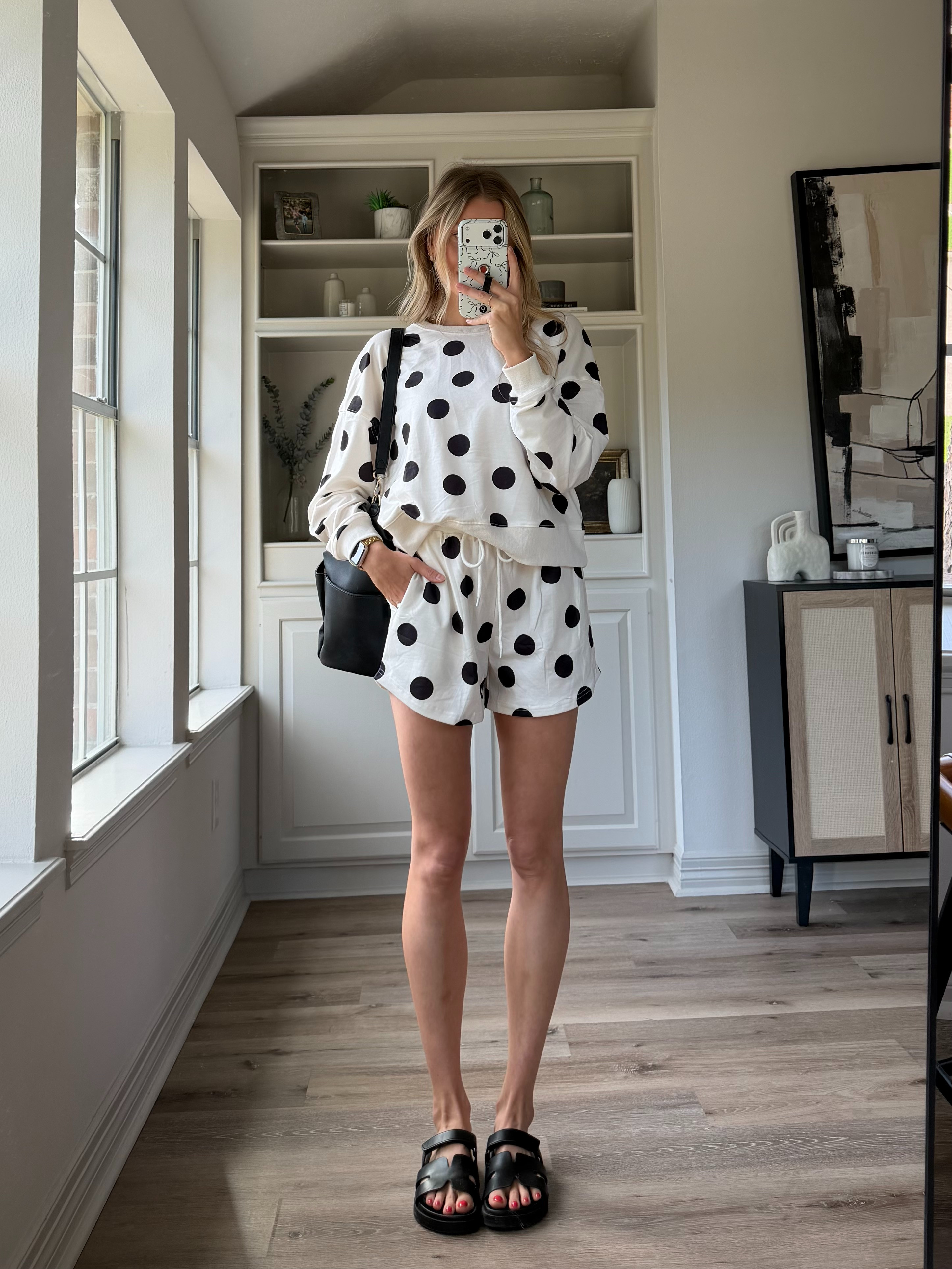 Cutest matching polka dot lounge set! Wearing medium 

 