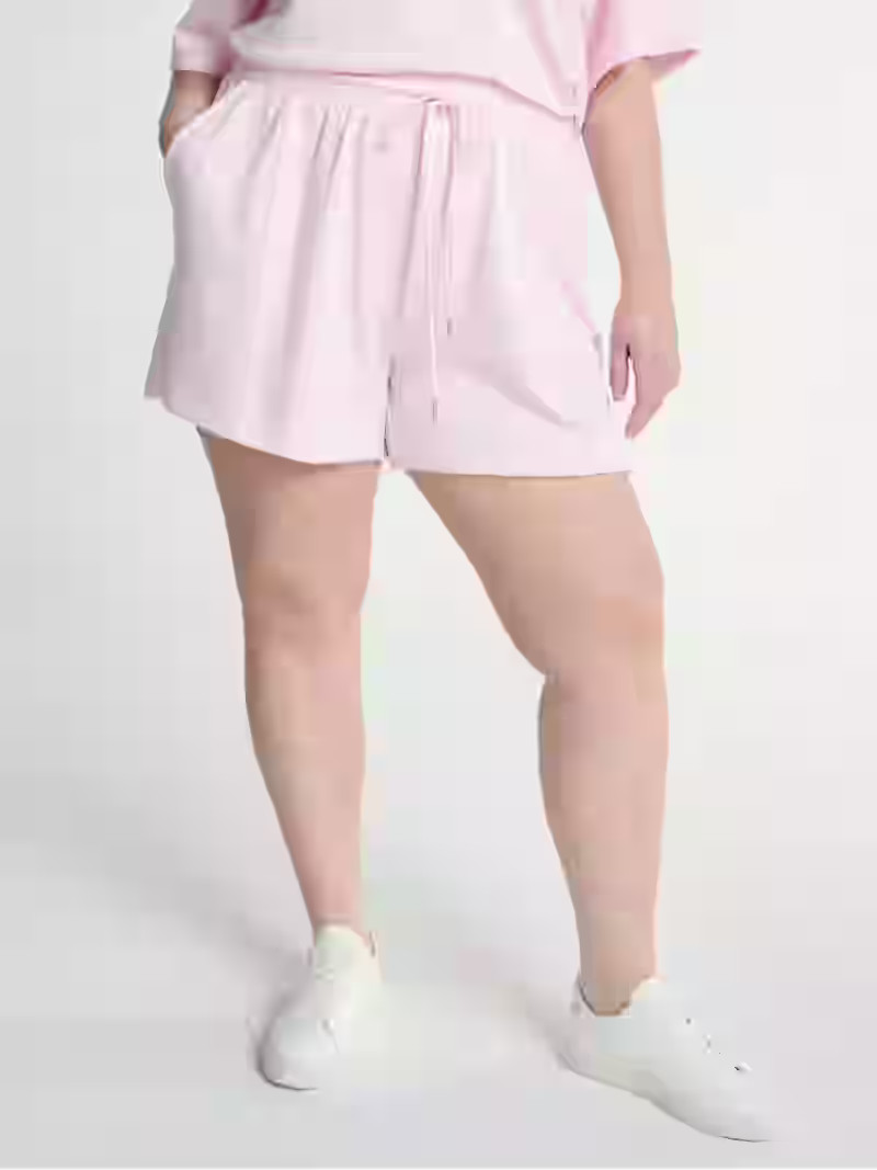 Scoop Women's and Women’s Plus Ultimate ScubaKnit Seamed Shorts, Sizes XS-4X | Walmart (US)