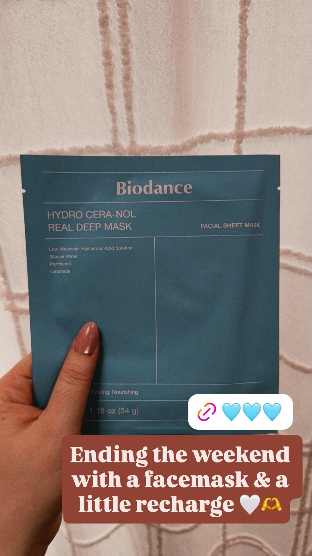 Ending the weekend with a facemask & a little recharge 🤍🫶 self care sunday | amazon beauty | skincare favorites | facemask routine | cozy night in | sunday reset | clean girl aesthetic | beauty finds | relaxing evening | self care ideas | skincare routine | amazon finds | wellness lifestyle | comfy cozy vibes | pamper night | beauty essentials | girls night in | little luxuries | aesthetic lifestyle | recharge routine ✨

#LTKMothersDay #LTKgrwm #LTKootd