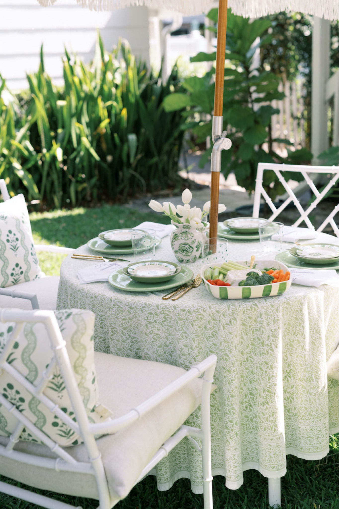 Tennis tablescape 🎾

#LTKhome #LTKunder100 #LTKstyletip