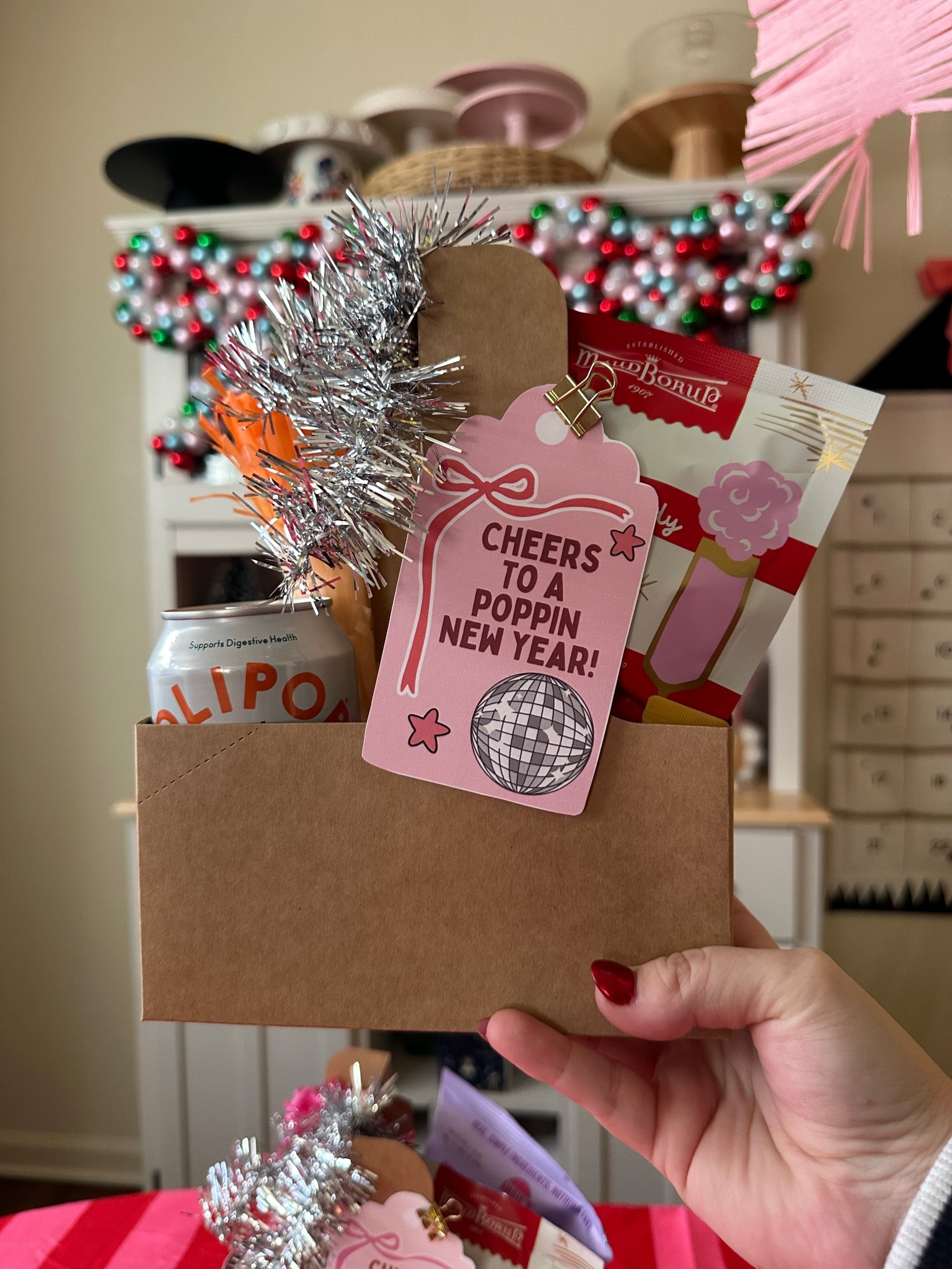 You have to make these adorable party favors for your New Year’s Eve party! Ah! Obsessed with the “poppin” theme. So cute and easy. 

#LTKSeasonal #LTKGiftGuide #LTKHoliday