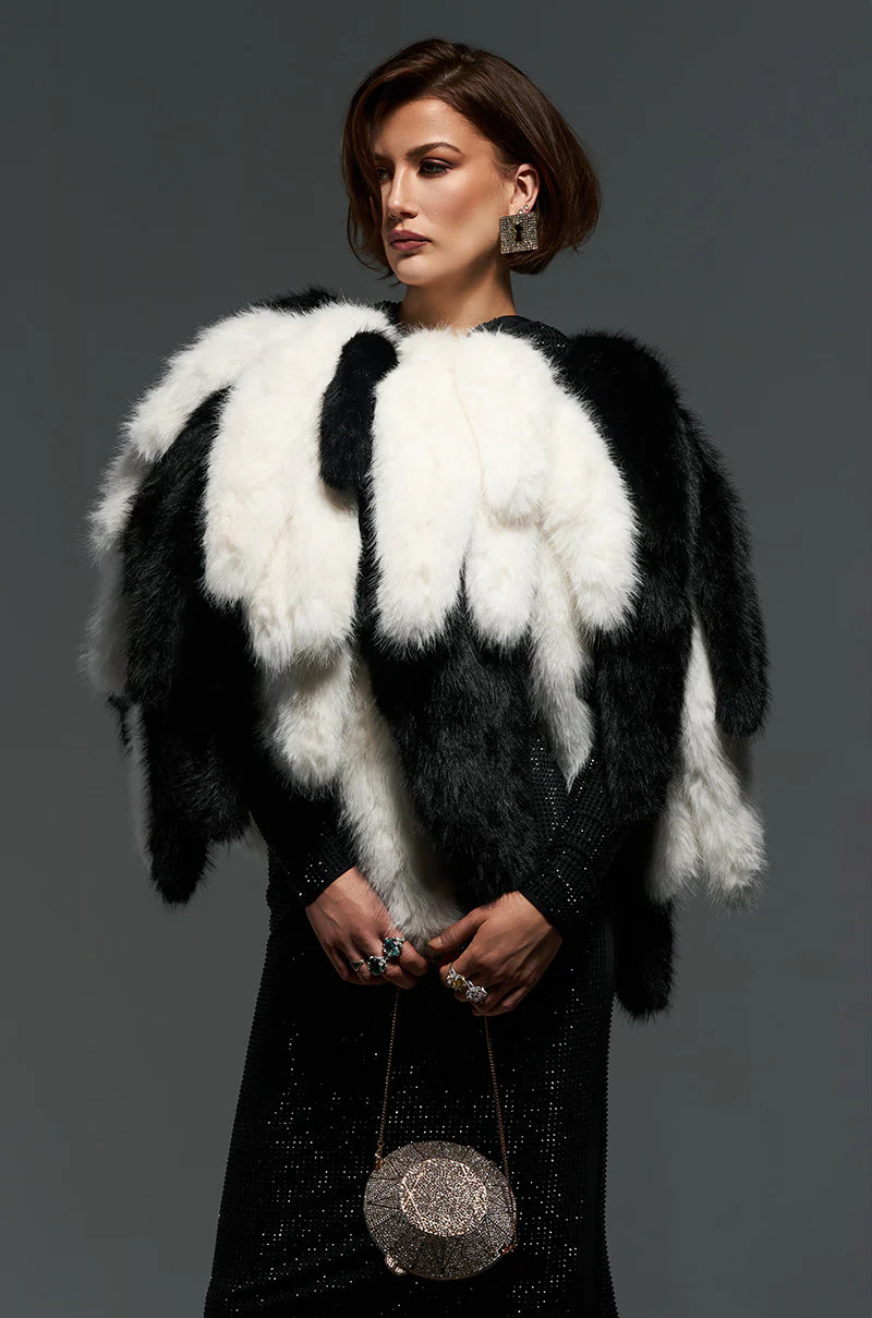 RUN THIS TOWN FAUX FUR FOX TAIL CAPE | AKIRA