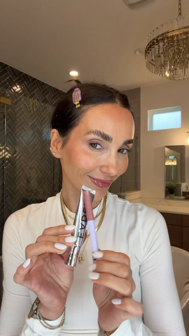 These are the two lip products I keep reaching for lately, such an easy everyday combo. Hydrating, smoothing, and just makes everything look a little more polished… and even better during the Sephora sale.

lip combo, lip gloss, hydrating lips, everyday makeup, natural glam, sephora sale, makeup favorites, annabrstyle

#LTKBeauty #LTKgrwm #LTKOver40