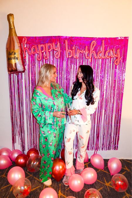 Under $40 Amazon floral trim pajamas (small) super comfy and cute! And under $56 Victoria’s Secret floral satin pajamas #founditonamazon 



#LTKSpringSale #LTKfindsunder50 #LTKparties