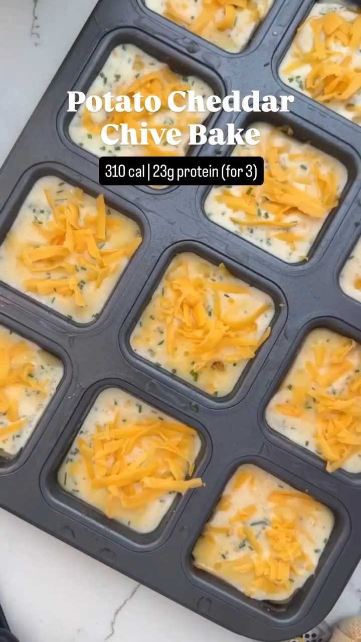 Potato Cheddar Chive Bake (Starbucks Copycat, High Protein!)
If you love the Starbucks Potato Cheddar Chive Bake, this homemade version is worth making.

✅ About 23 grams of protein per serving ✅ Cheaper than Starbucks ✅ Great for make-ahead breakfasts ✅ Reheats best in the air fryer (even closer to Starbucks the next day)

I’ve been eating these all week and they actually keep me full. I tested them in a square brownie pan, layered the cheese inside and on top, and found that the air fryer is the secret when reheating.

🔗 Recipe link in bio https://www.skinnytaste.com/potato-cheddar-chive-bake-starbucks/

Follow @skinnytaste for more easy, healthy recipes 💚

#highproteinbreakfast #healthyrecipes #highprotein #mealprep