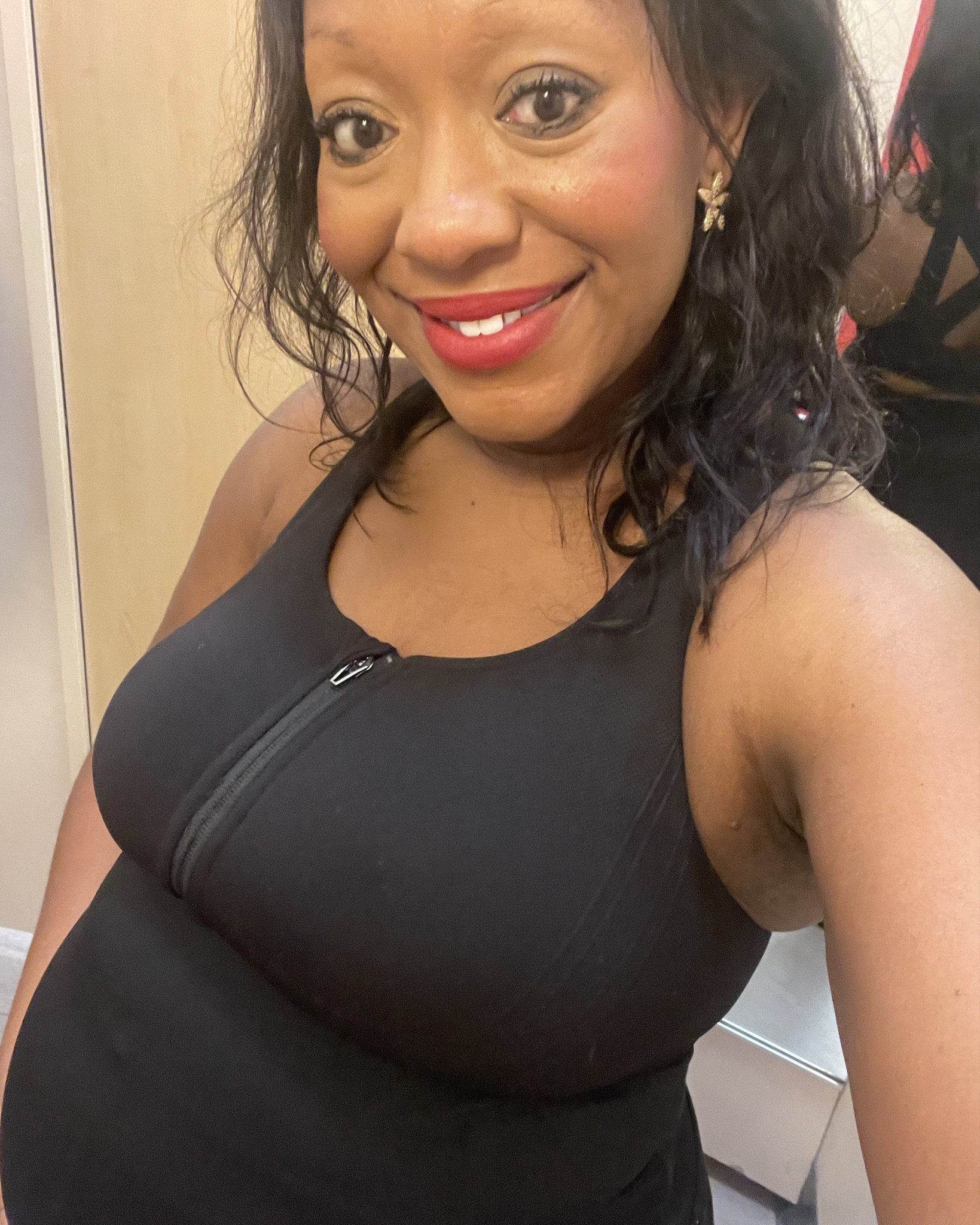 Love my maternity jeans ❤️ #maternity #maternityjeans #momlife #moms #pregnancy #momlife 

#LTKFamily #LTKKids #LTKBump